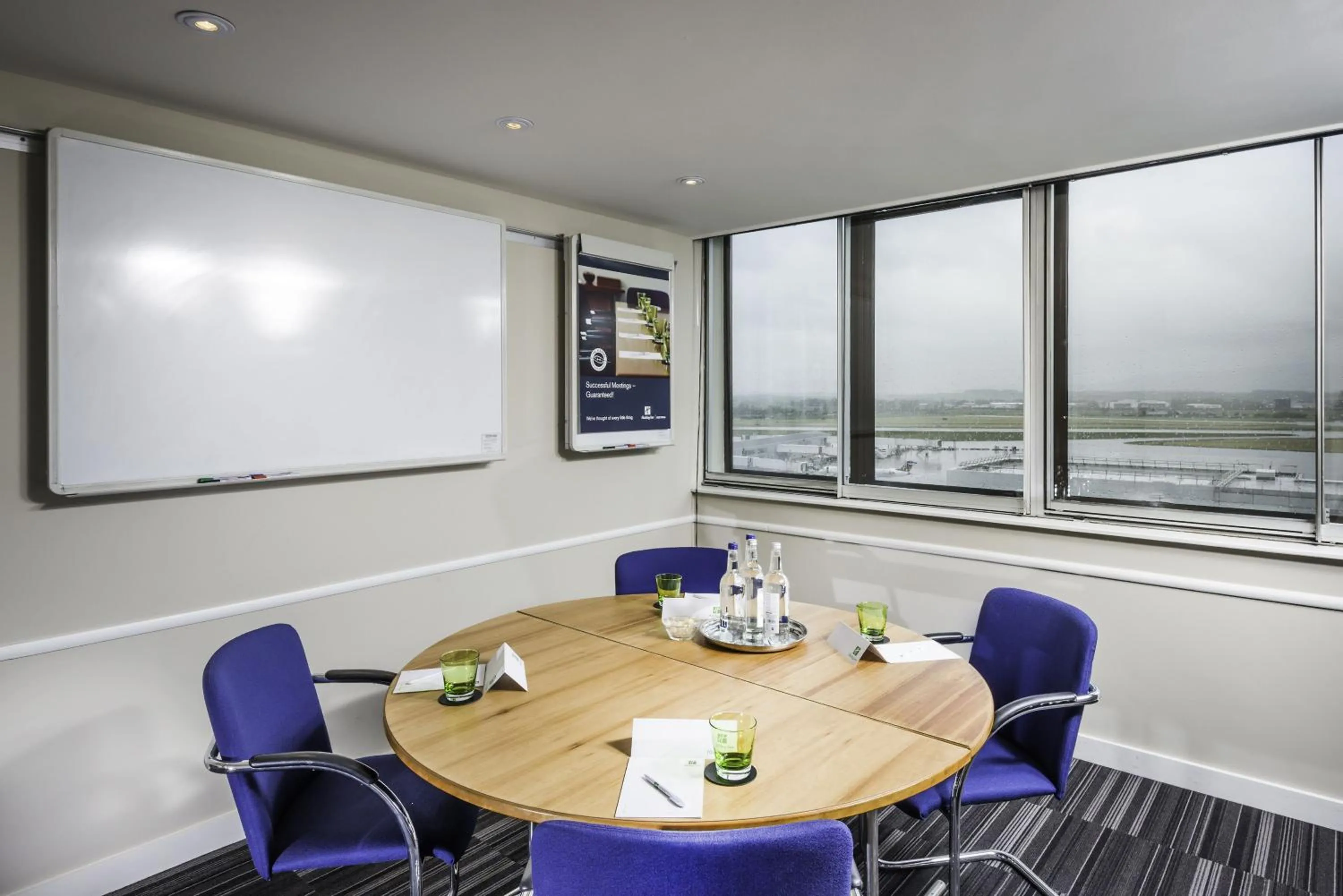 Meeting/conference room in Holiday Inn - Glasgow Airport by IHG