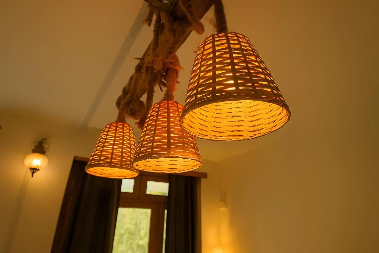 Property building in Beholden Stay And Cafe - A Luxury Boutique Hotel In Manali