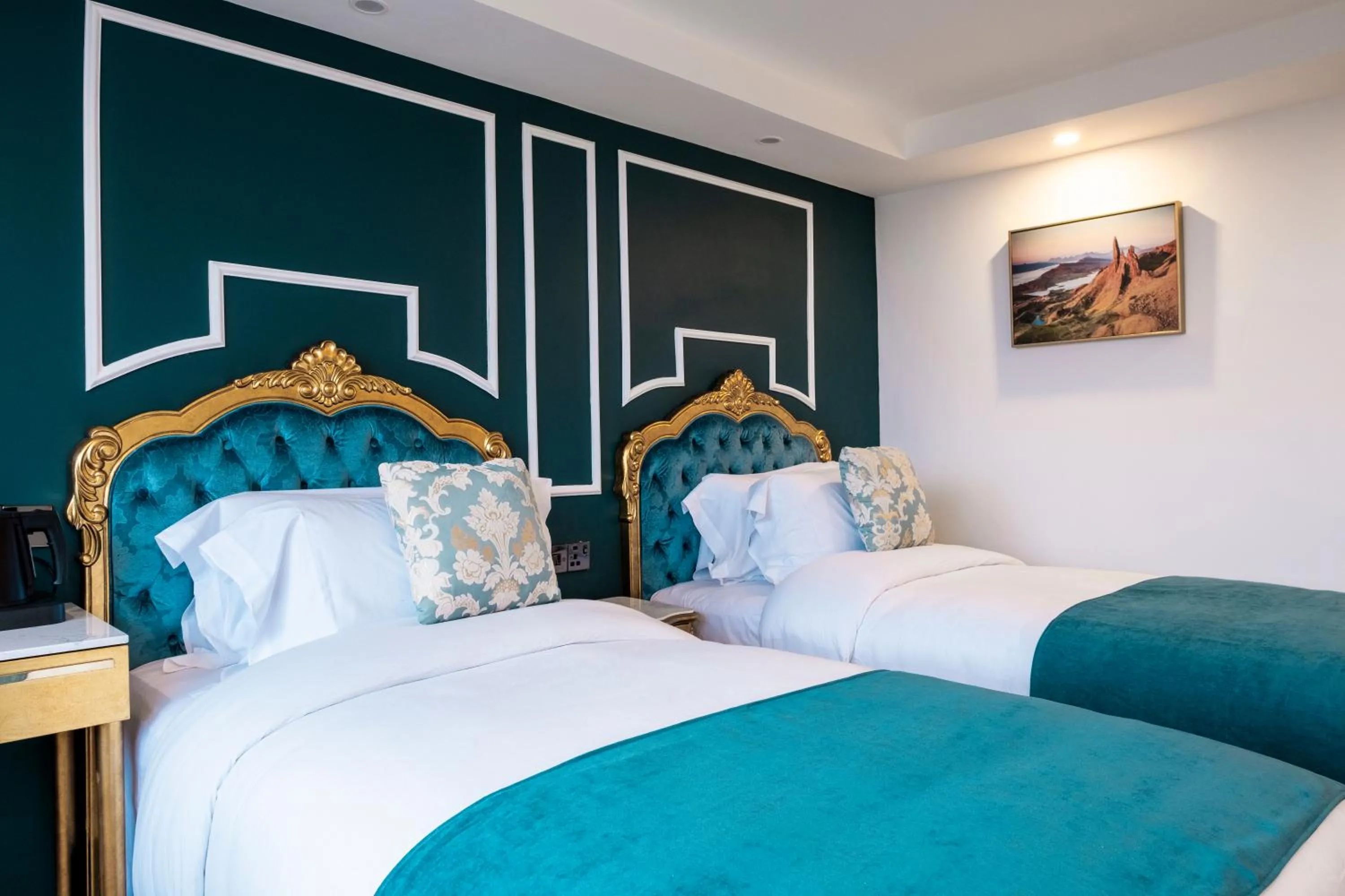 Bed in Muthu Glasgow River Hotel