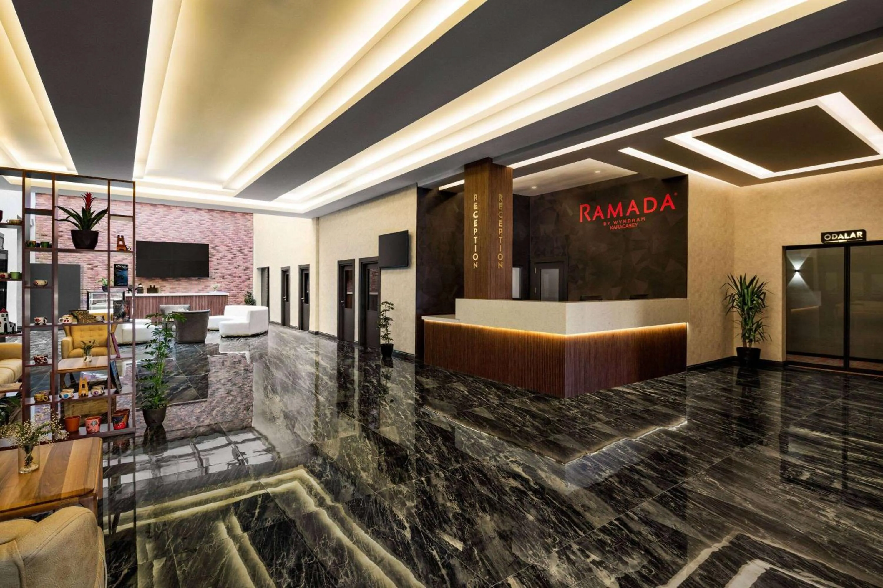 Lobby or reception in Ramada by Wyndham Karacabey