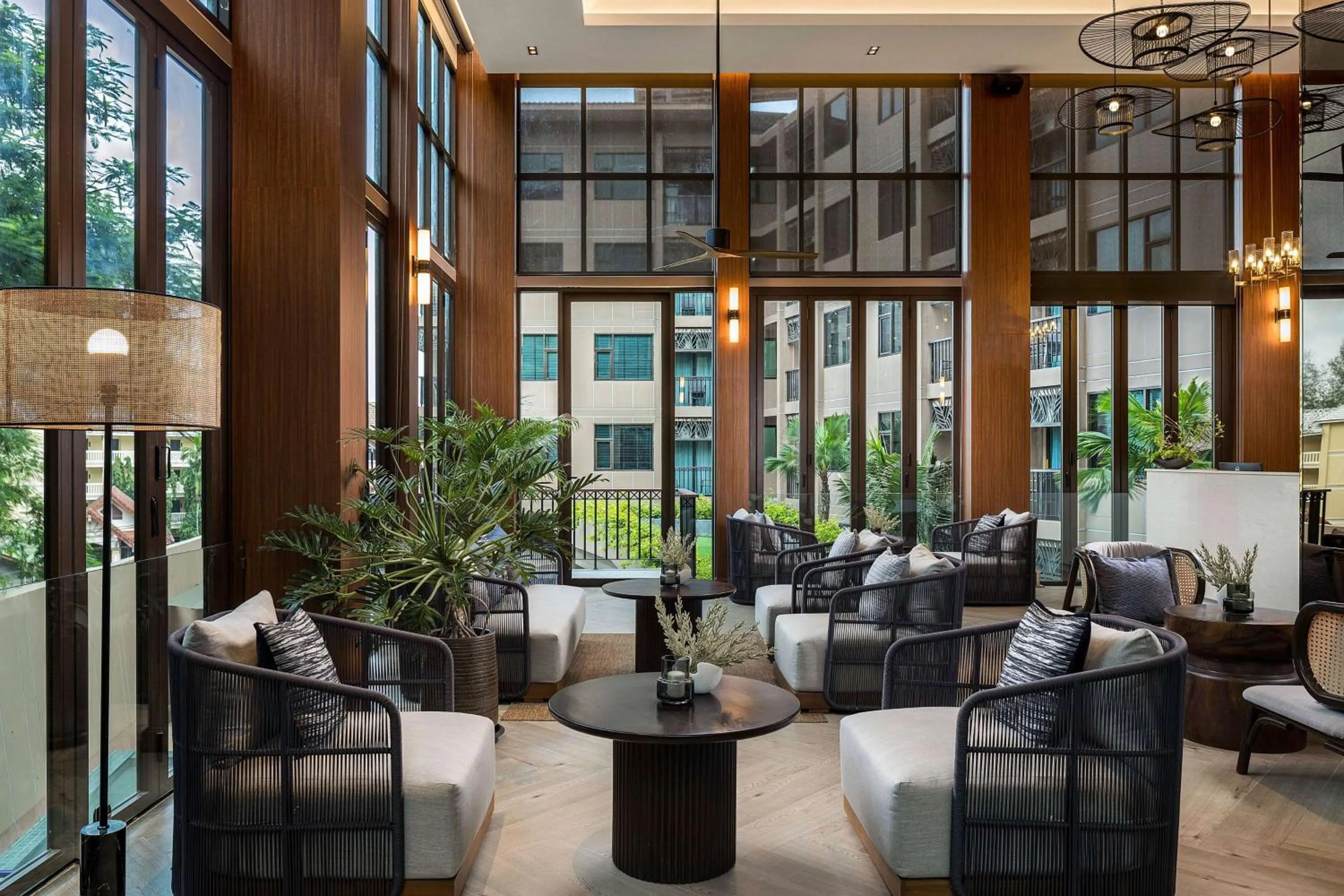 Lobby or reception in The Proud Karon Beach Phuket Trademark Collection By Wyndham