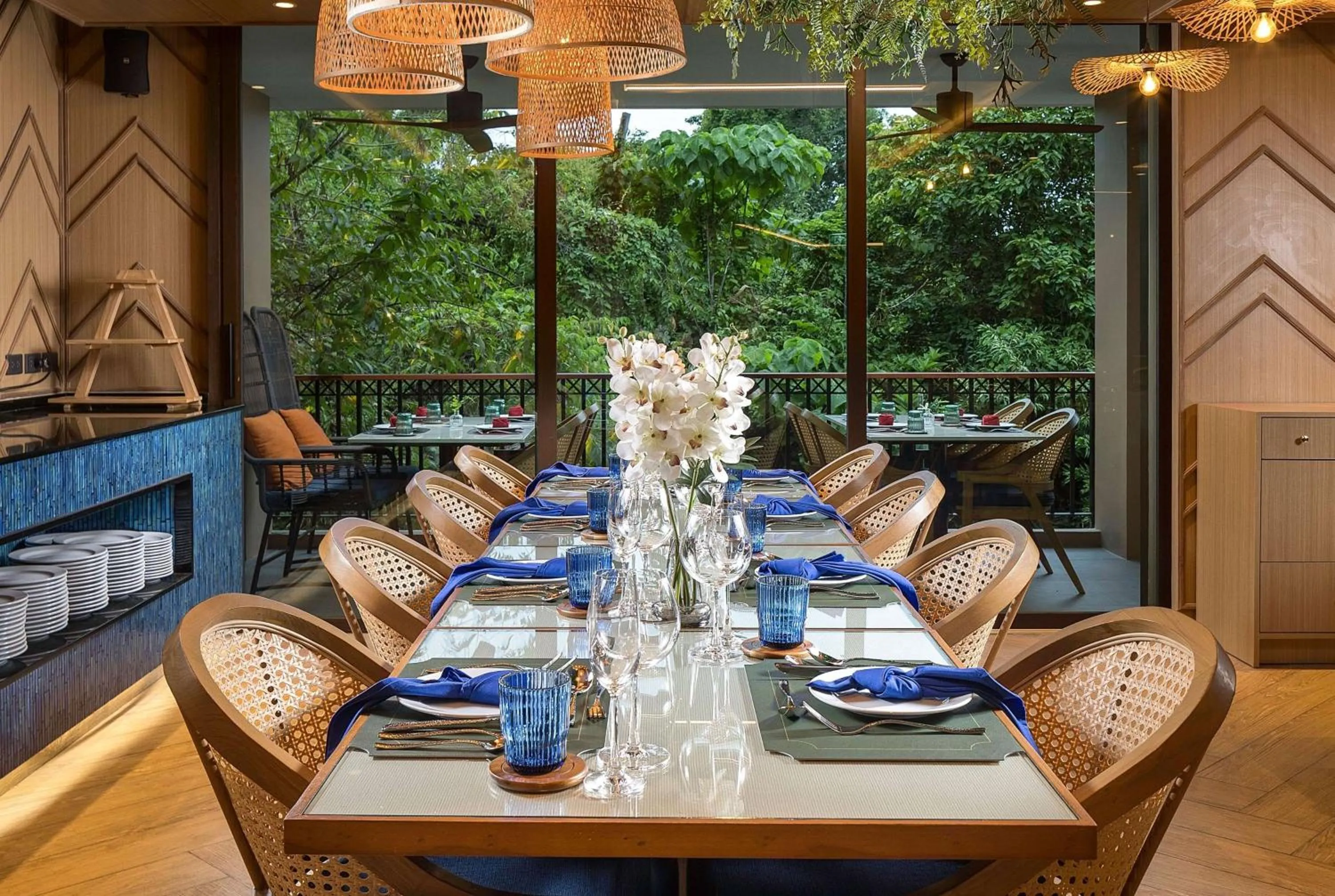 Restaurant/places to eat in The Proud Karon Beach Phuket Trademark Collection By Wyndham