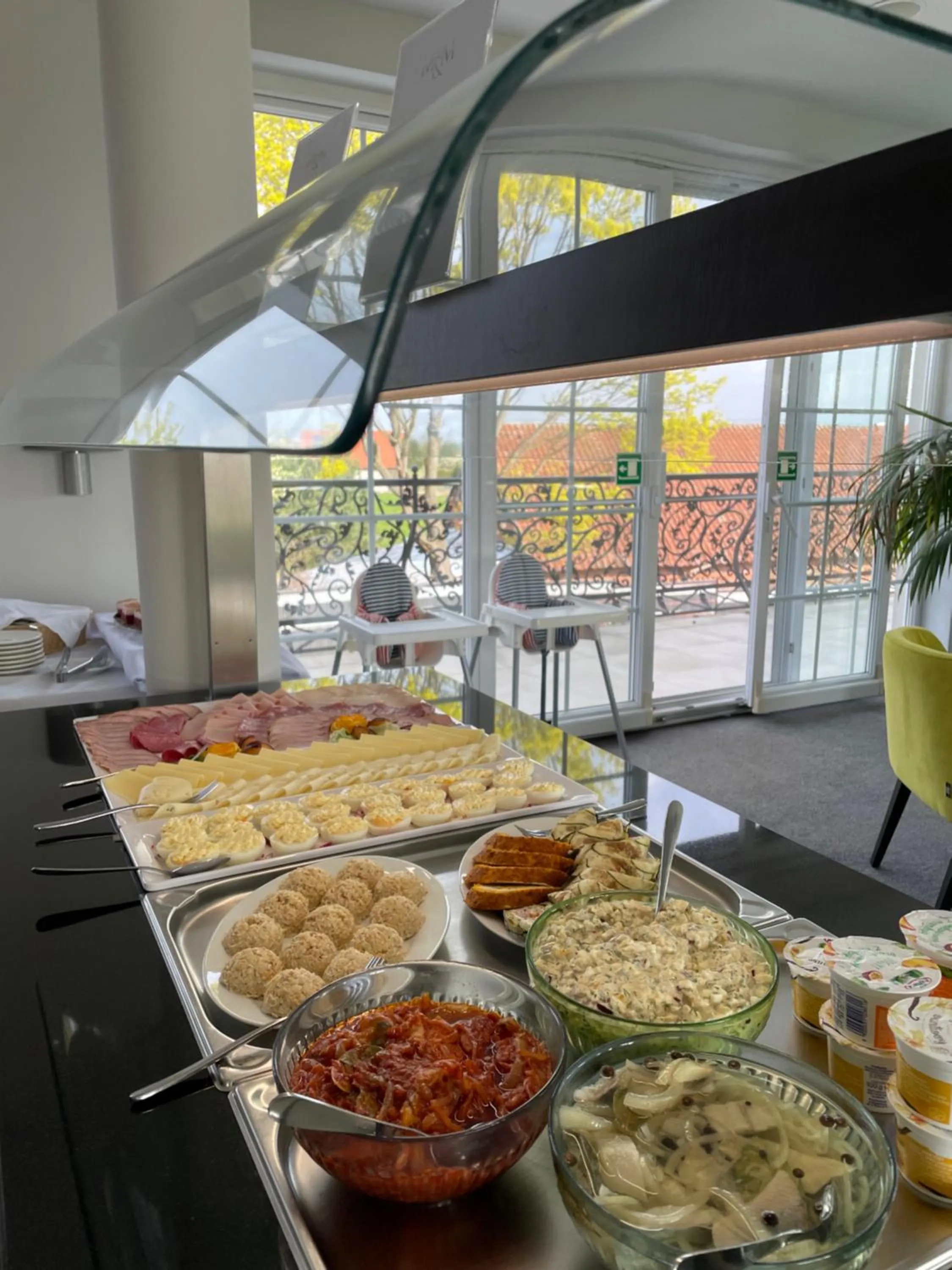 Restaurant/places to eat in Apartamenty M&M