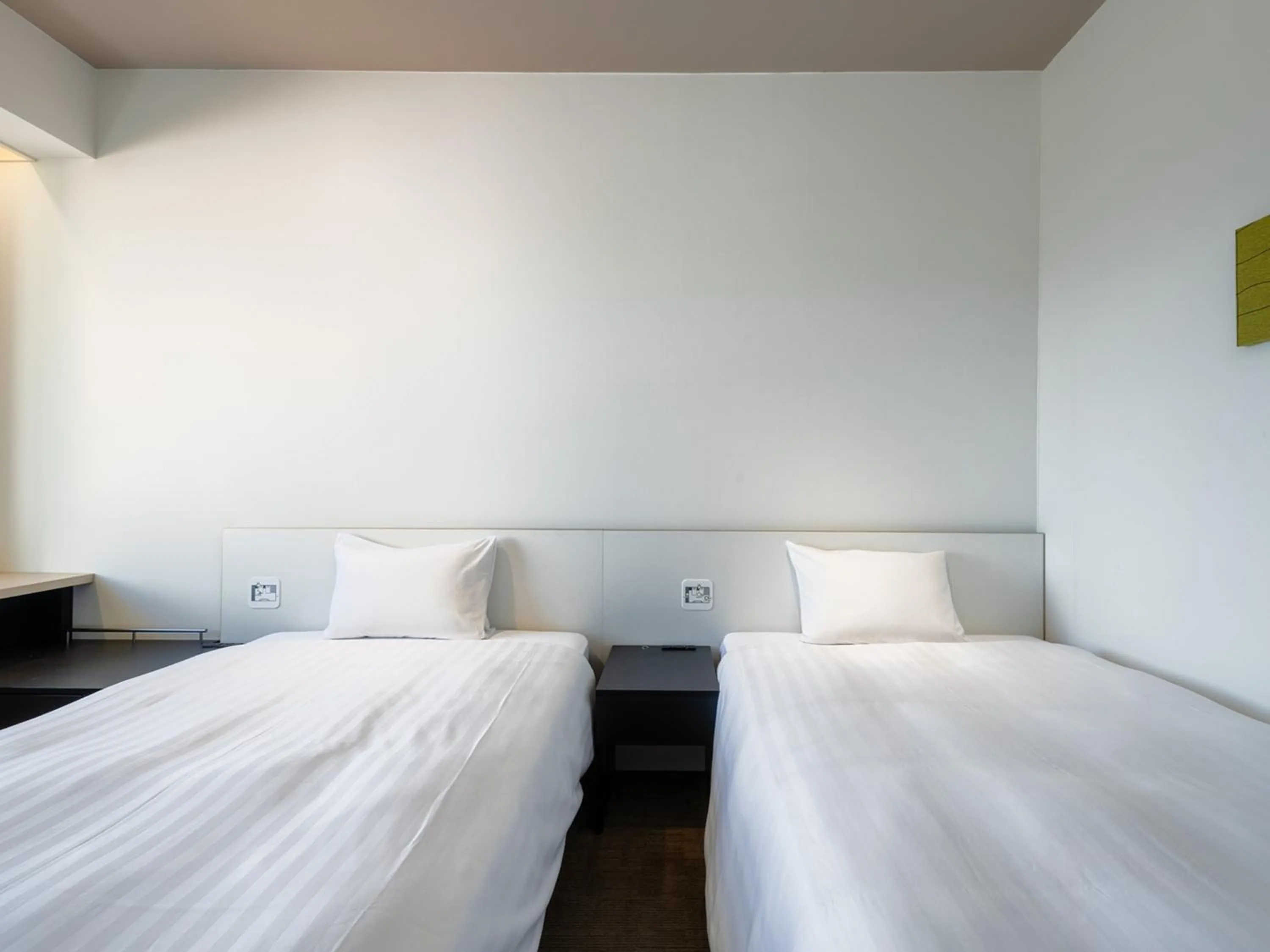 Bed in The OneFive Sendai