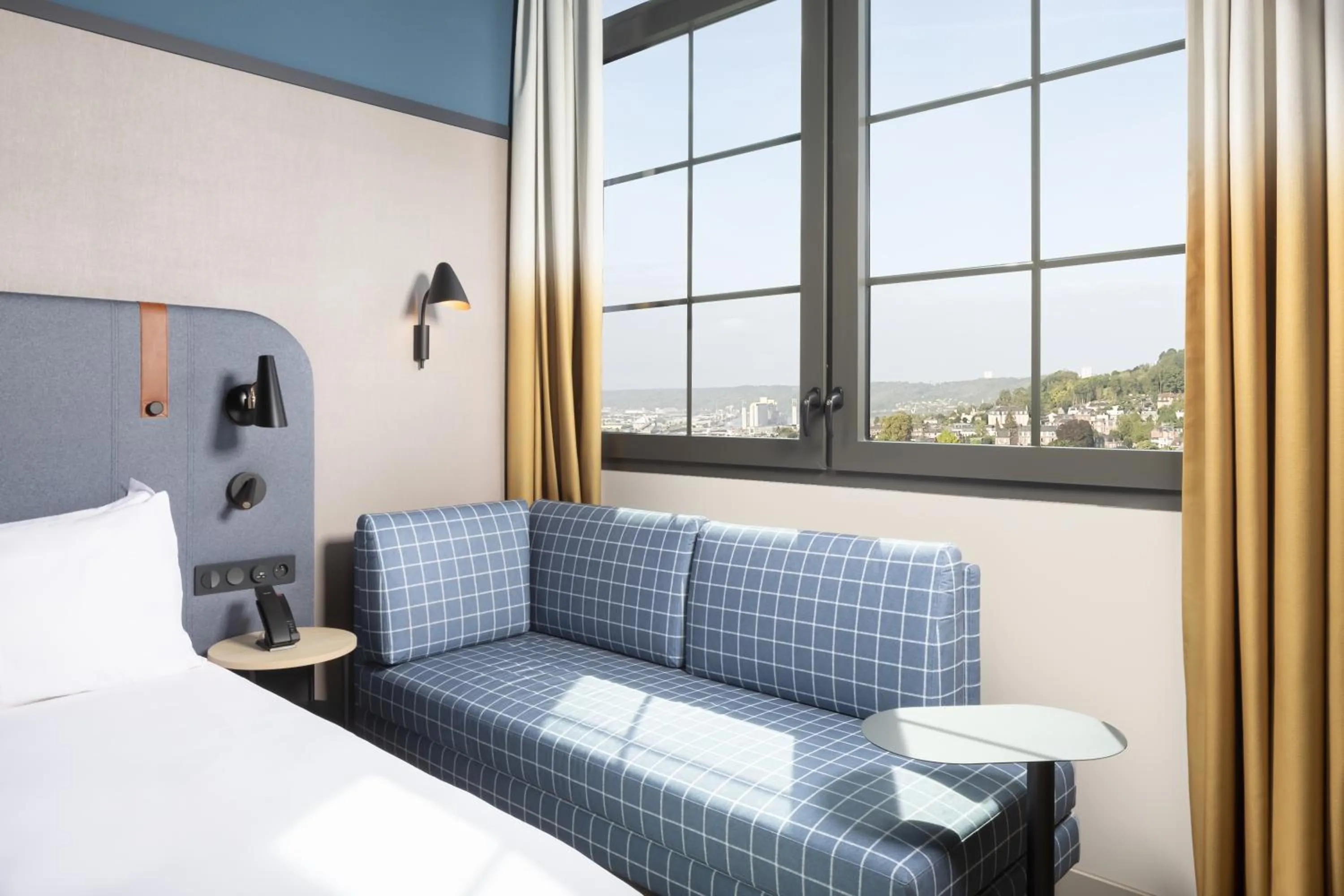 Bedroom, Bed in Hyatt Place Rouen