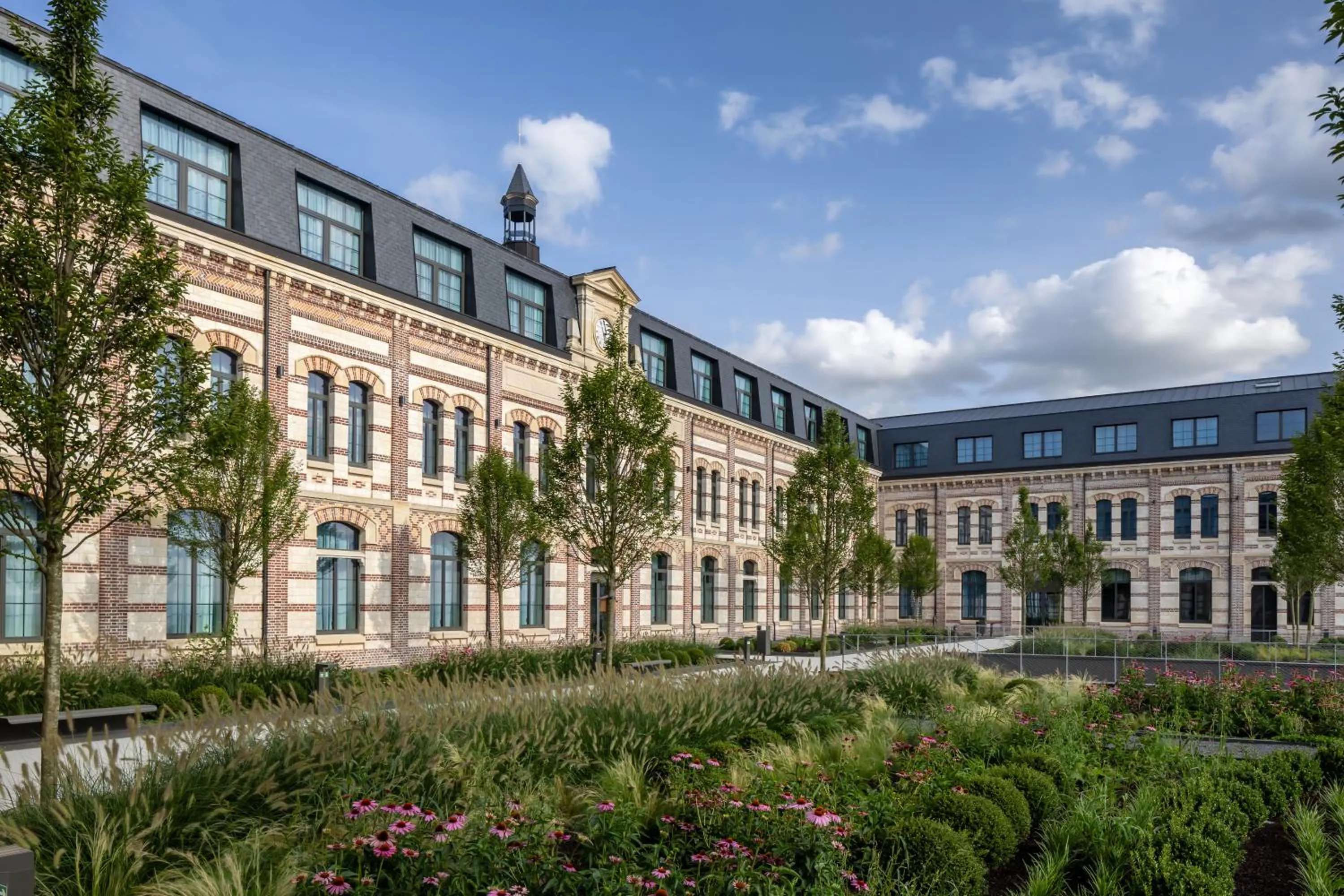 Property building in Hyatt Place Rouen