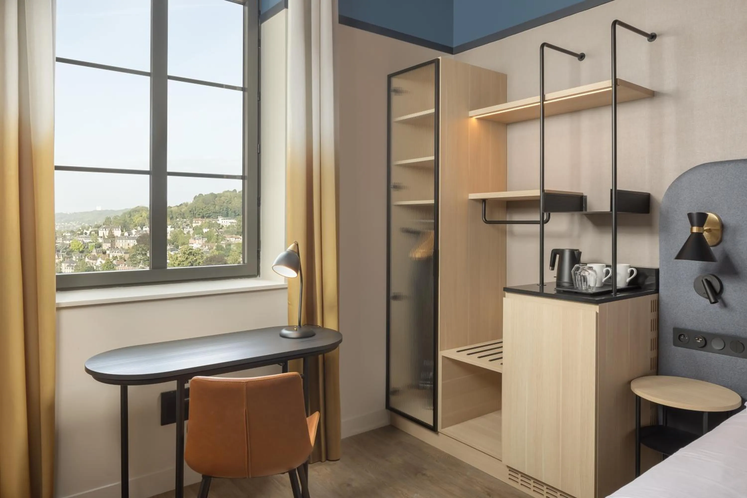 Photo of the whole room in Hyatt Place Rouen