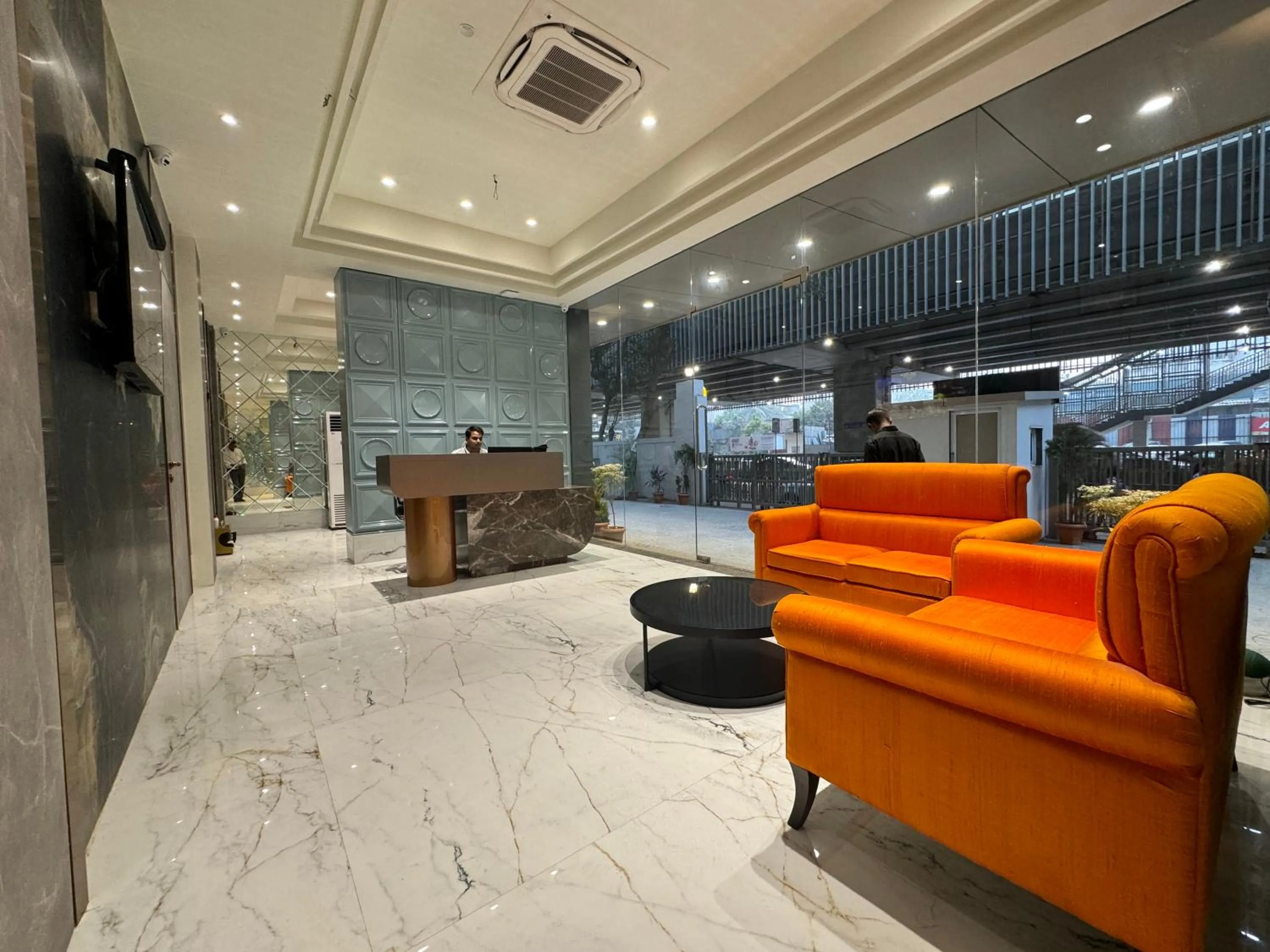 Lobby or reception in Hotel Mumbai House, Valnai Malad
