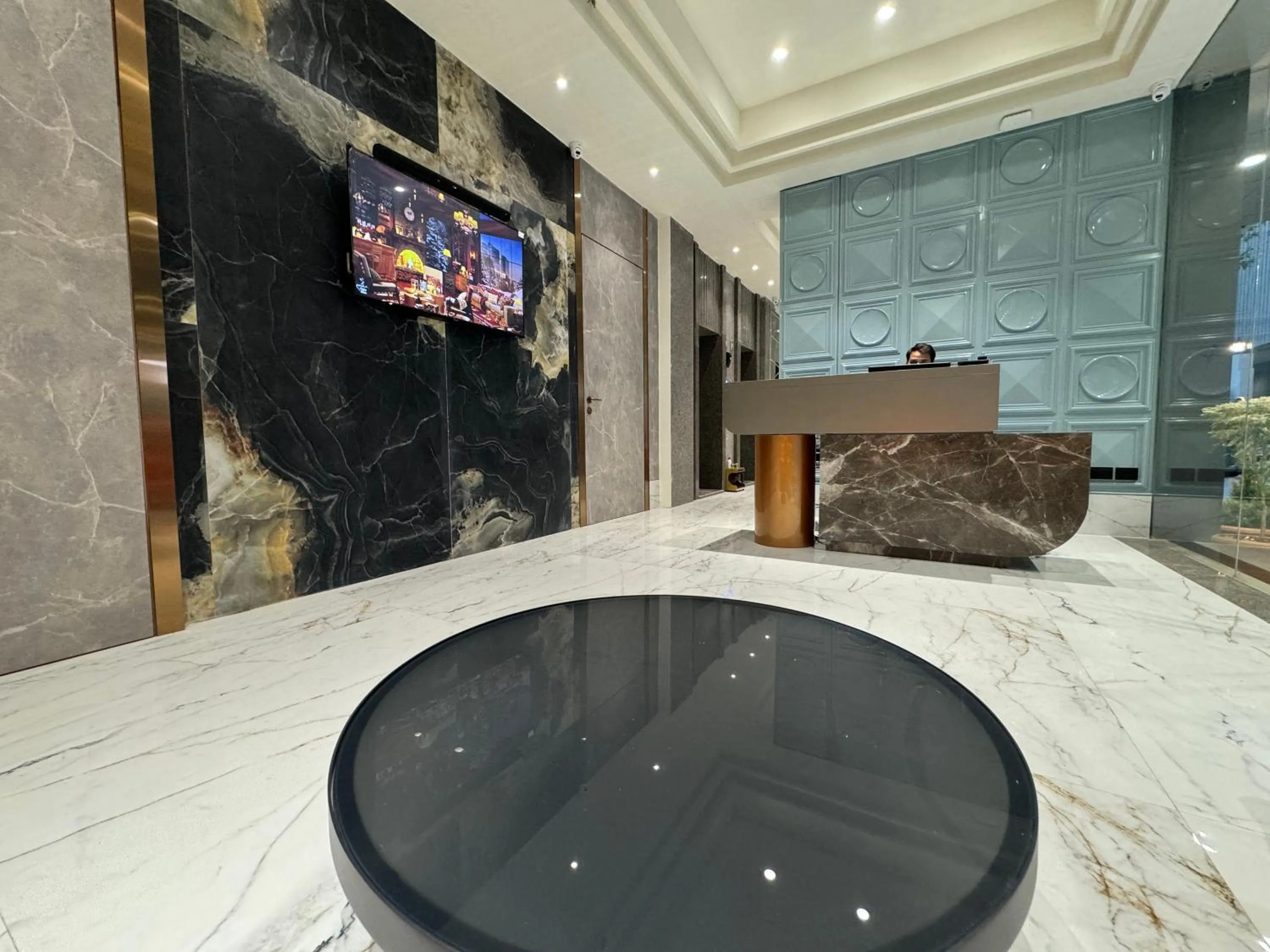 Lobby or reception in Hotel Mumbai House, Valnai Malad