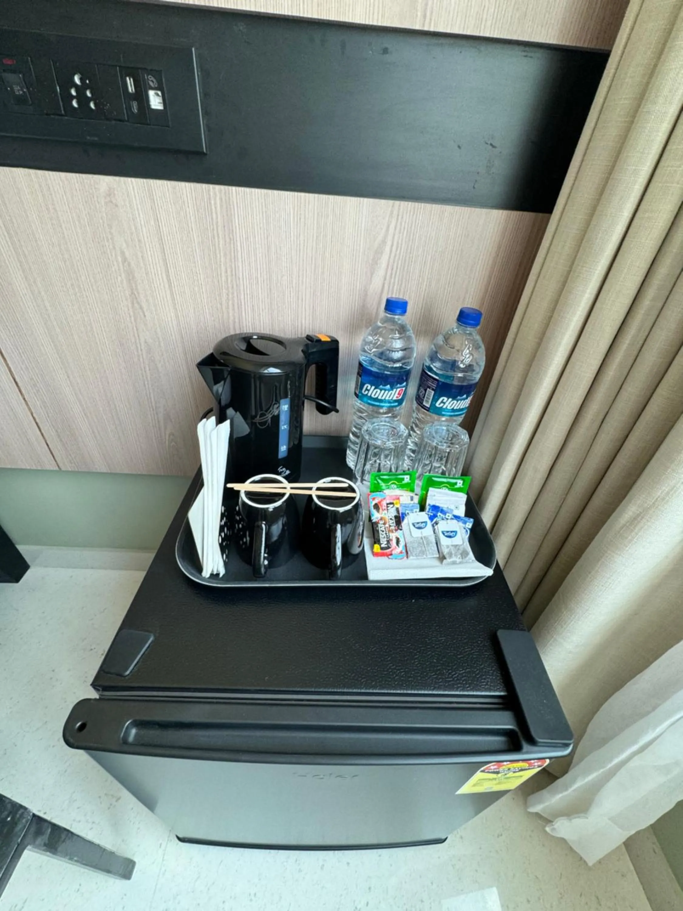 Coffee/tea facilities in Hotel Mumbai House, Valnai Malad