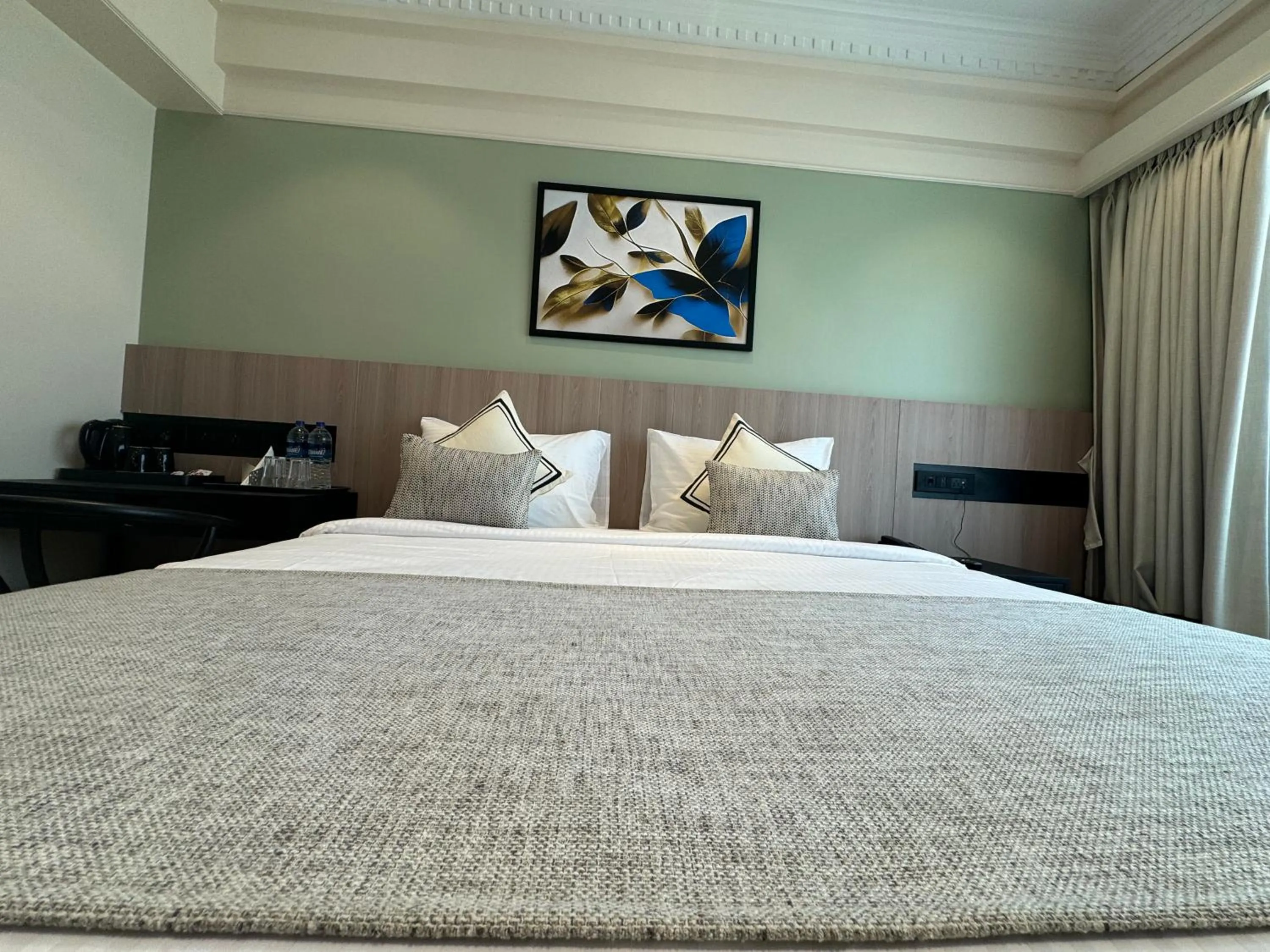 Bed in Hotel Mumbai House, Valnai Malad