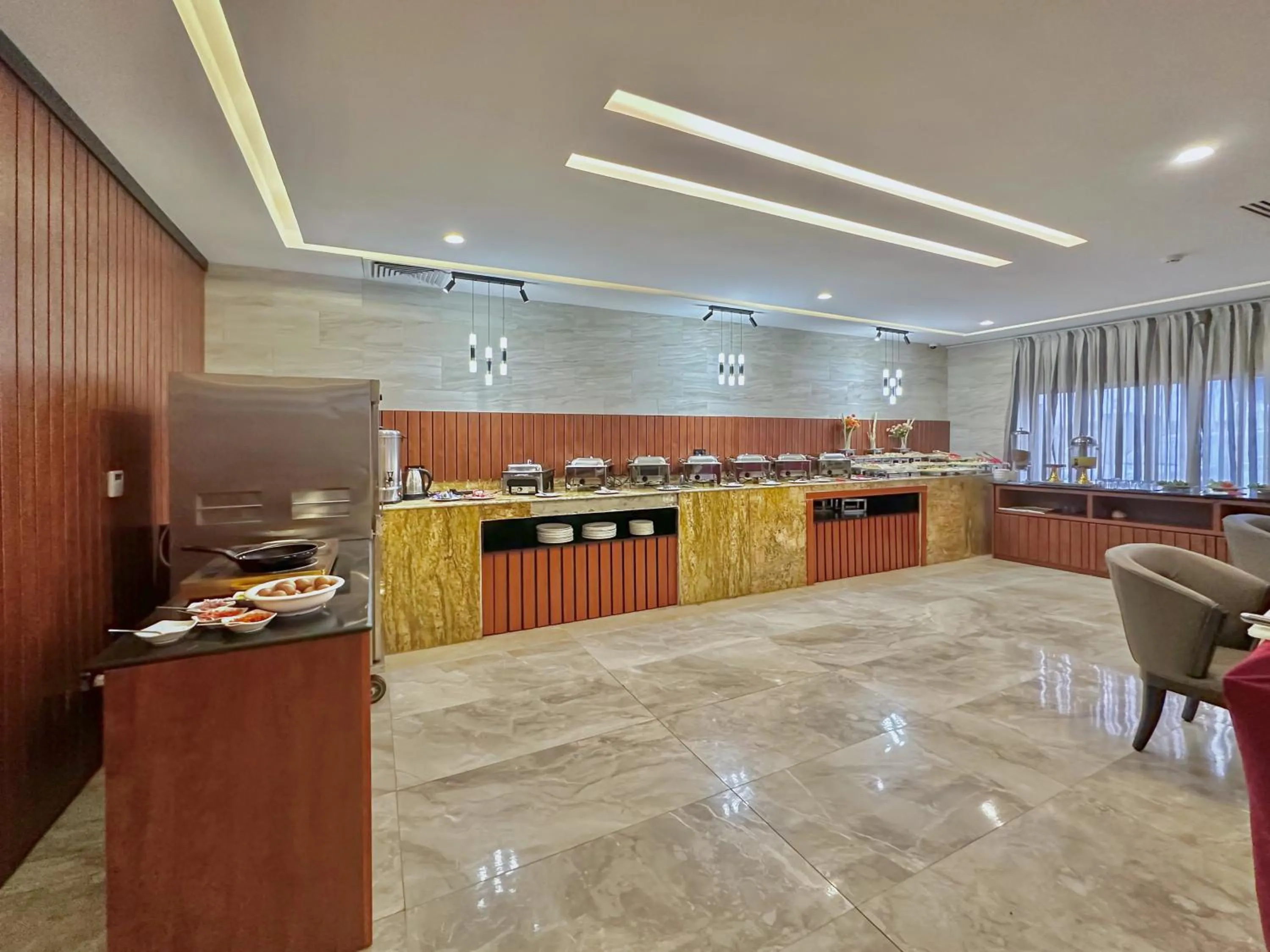 Restaurant/places to eat in Boulevard Owerri Hotel