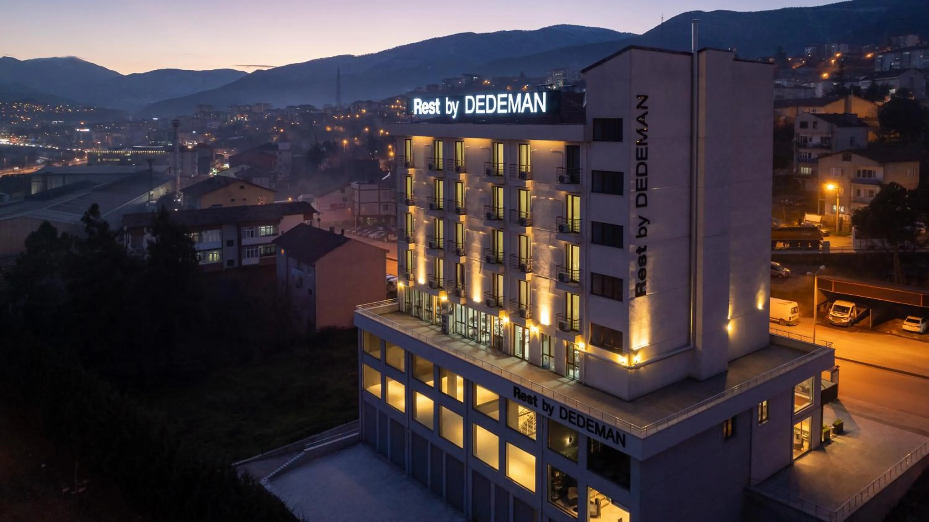Property building in Rest by Dedeman Karabük