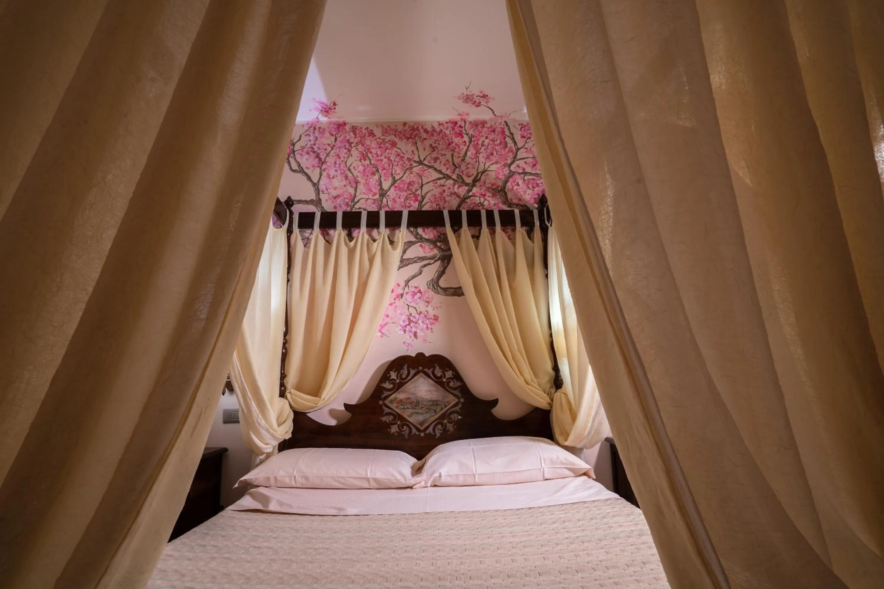 Bed in Villa D'Anzi B&B