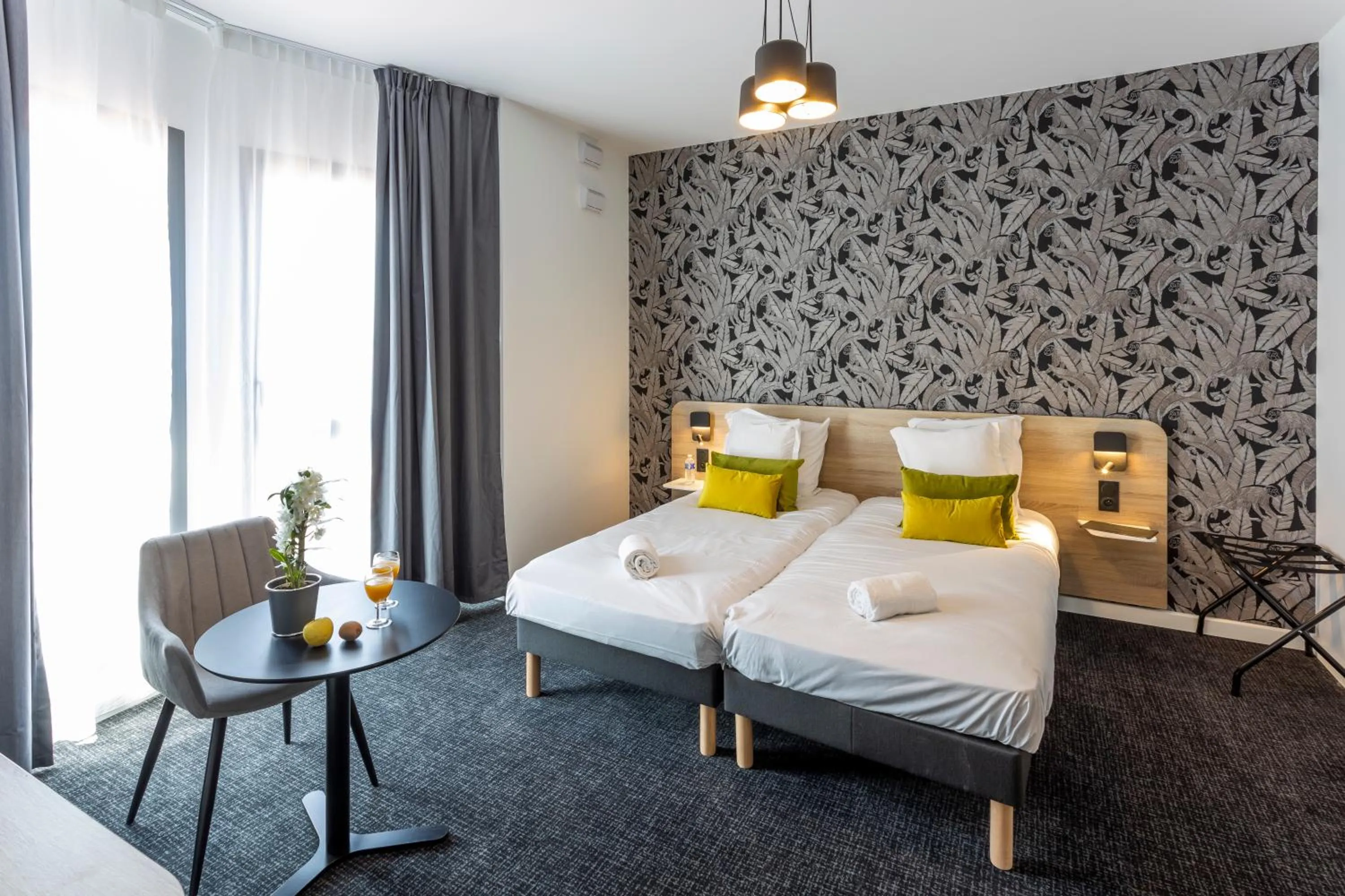 Photo of the whole room, Bed in Nemea Appart Hotel Nice Arenas Aéroport