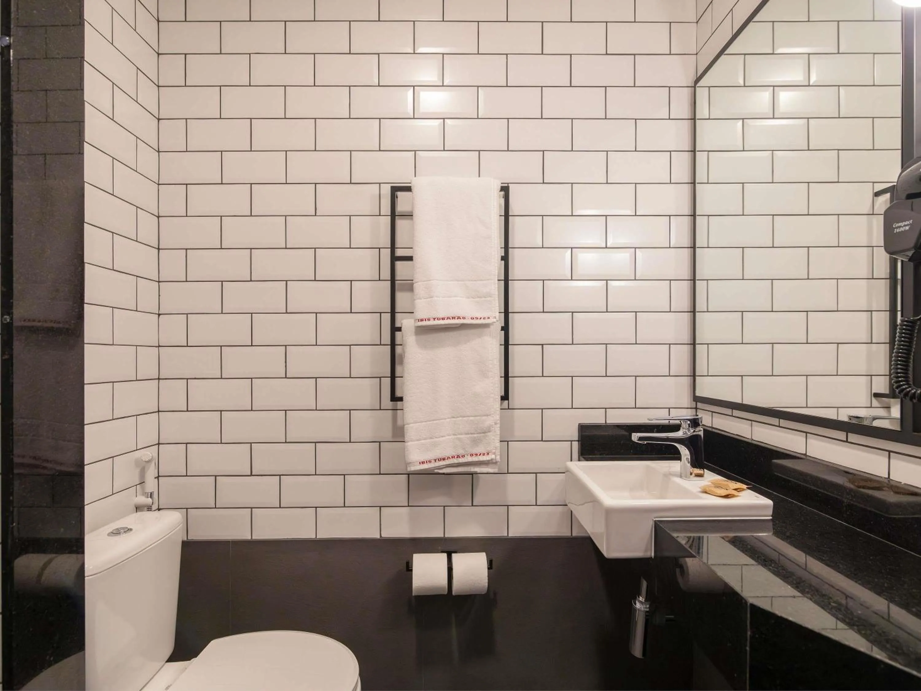 Property building in ibis Tubarão