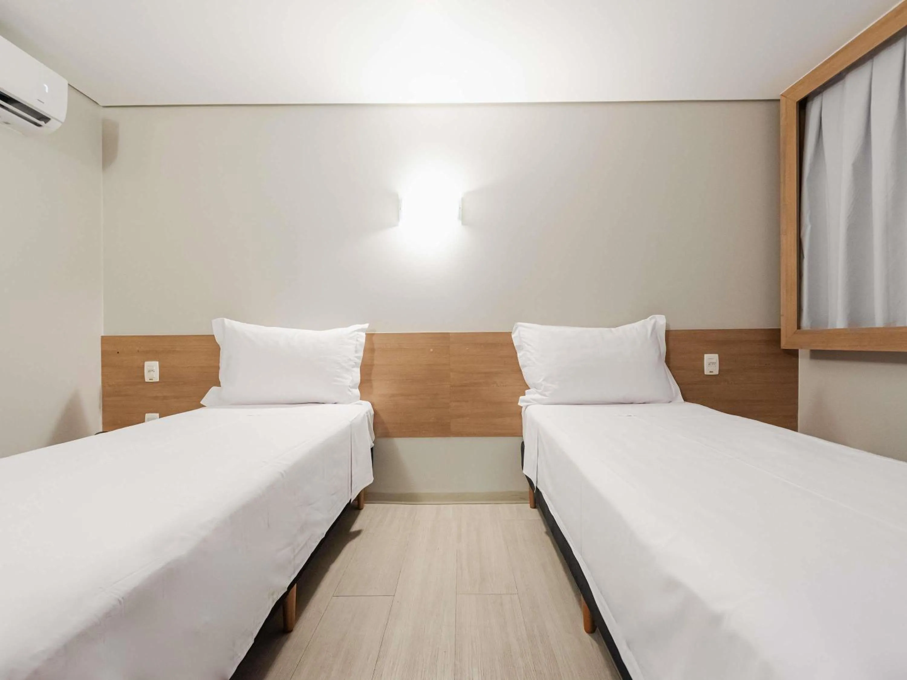 Bedroom, Bed in ibis Styles Goiânia Shopping Estação