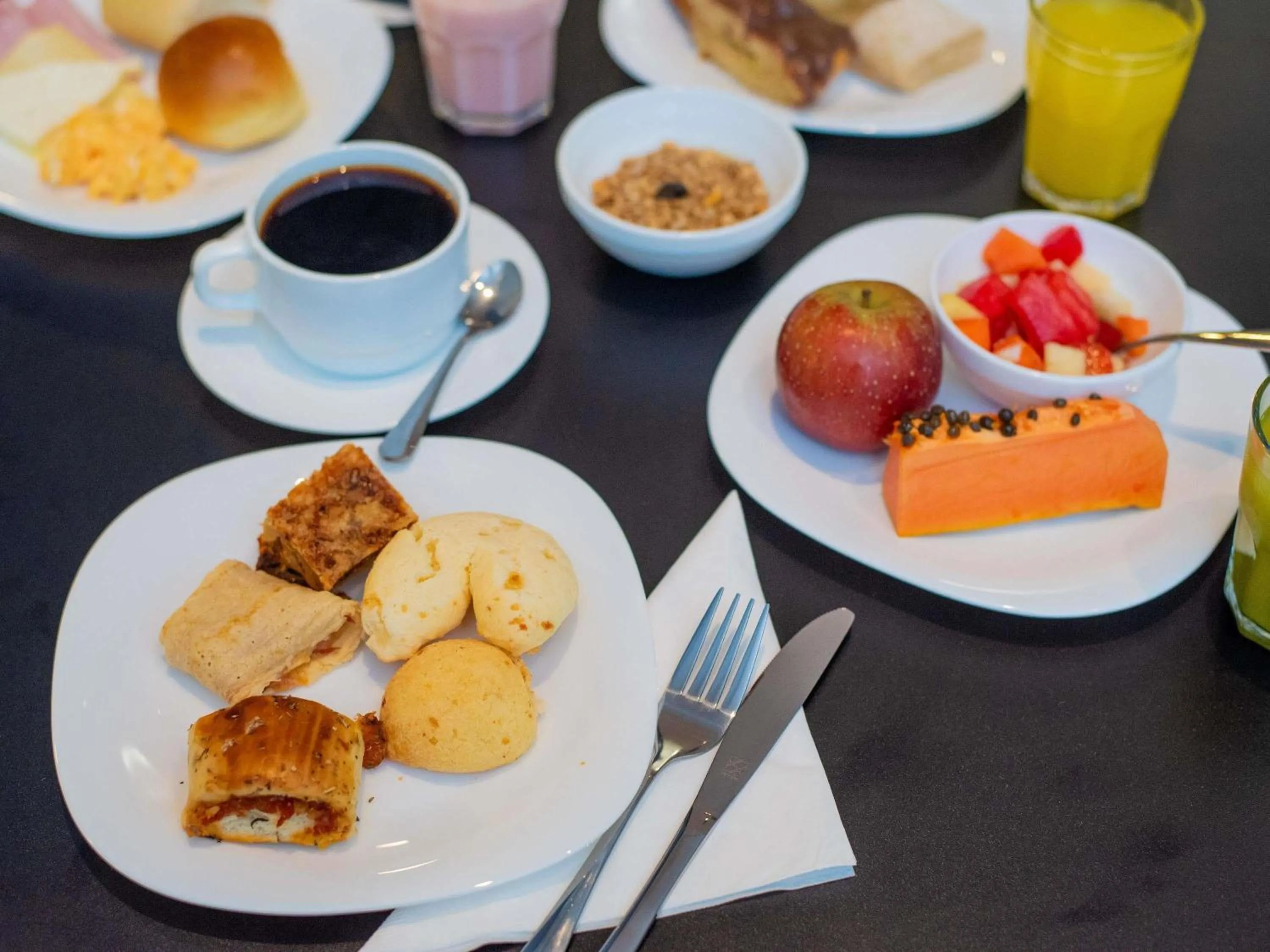 Restaurant/places to eat in ibis Styles Goiânia Shopping Estação