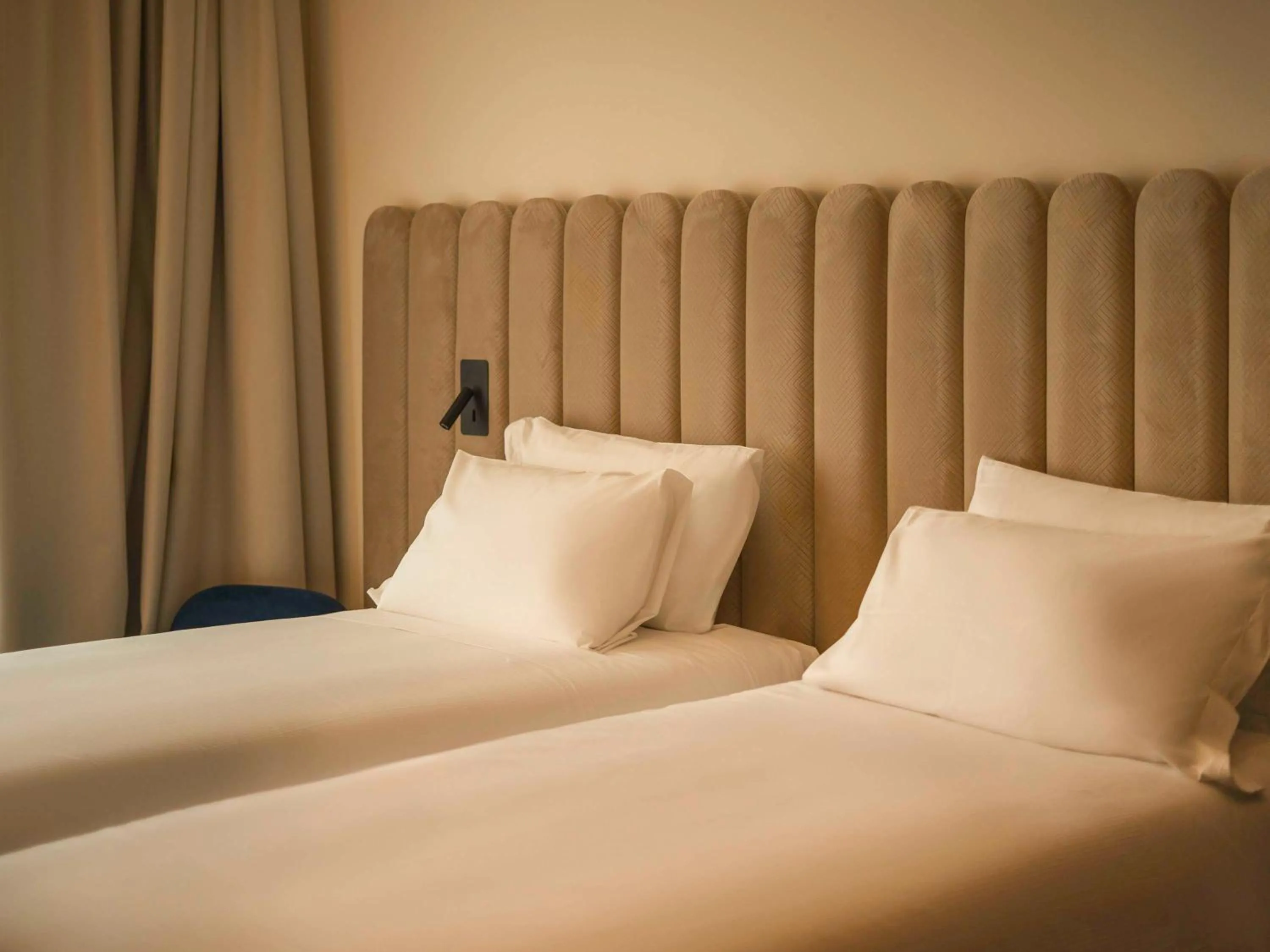 Tribe Essential Twin Room - Courtyard Side in TRIBE Milano Malpensa