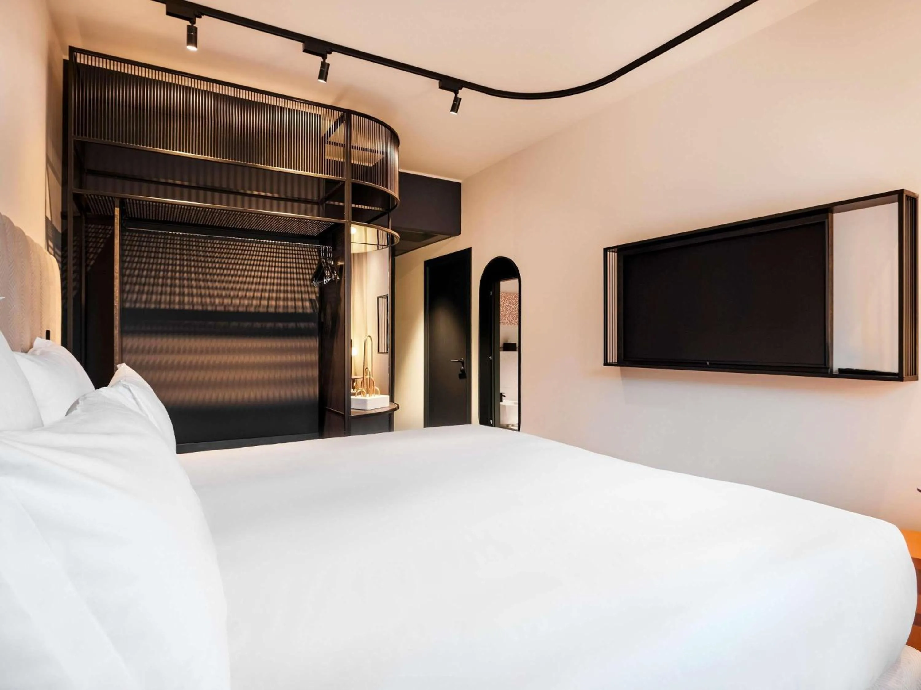Bedroom, Bed in TRIBE Milano Malpensa