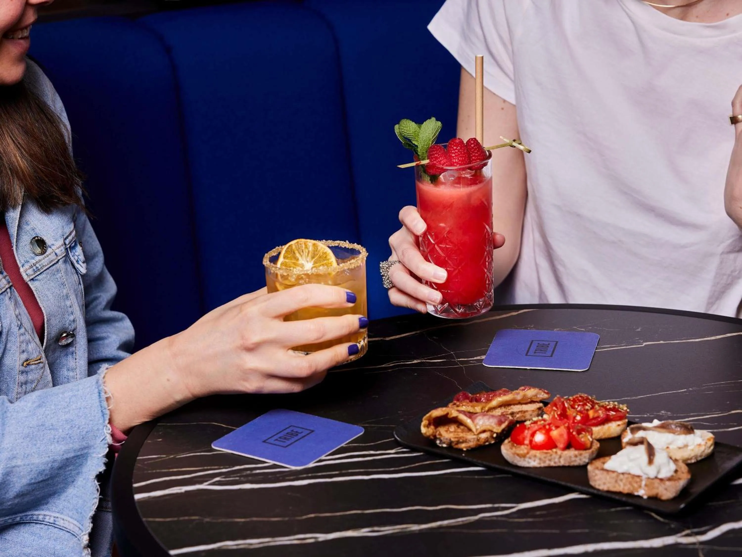 Lounge or bar in TRIBE Milano Malpensa