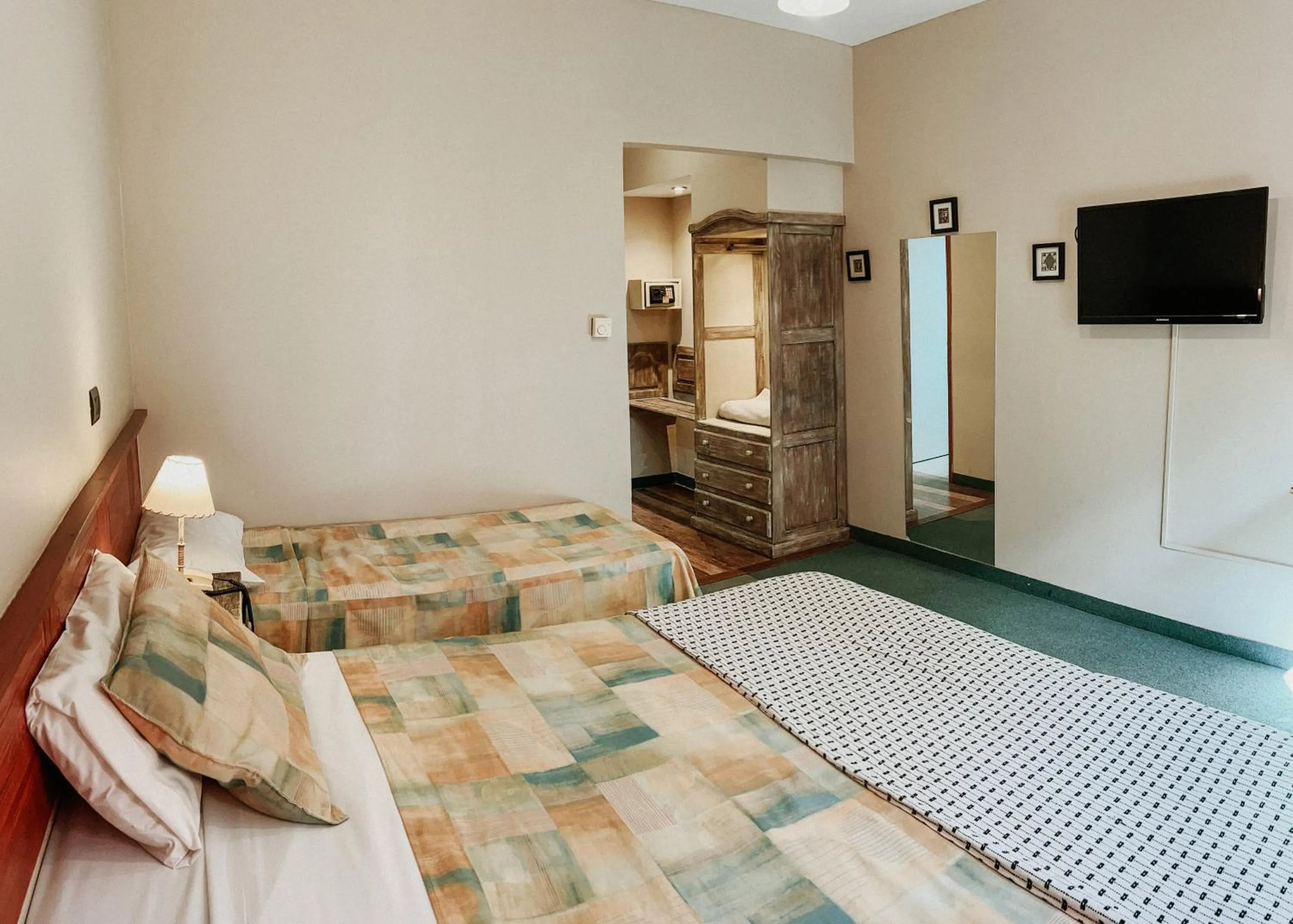 Photo of the whole room, Bed in Lupama