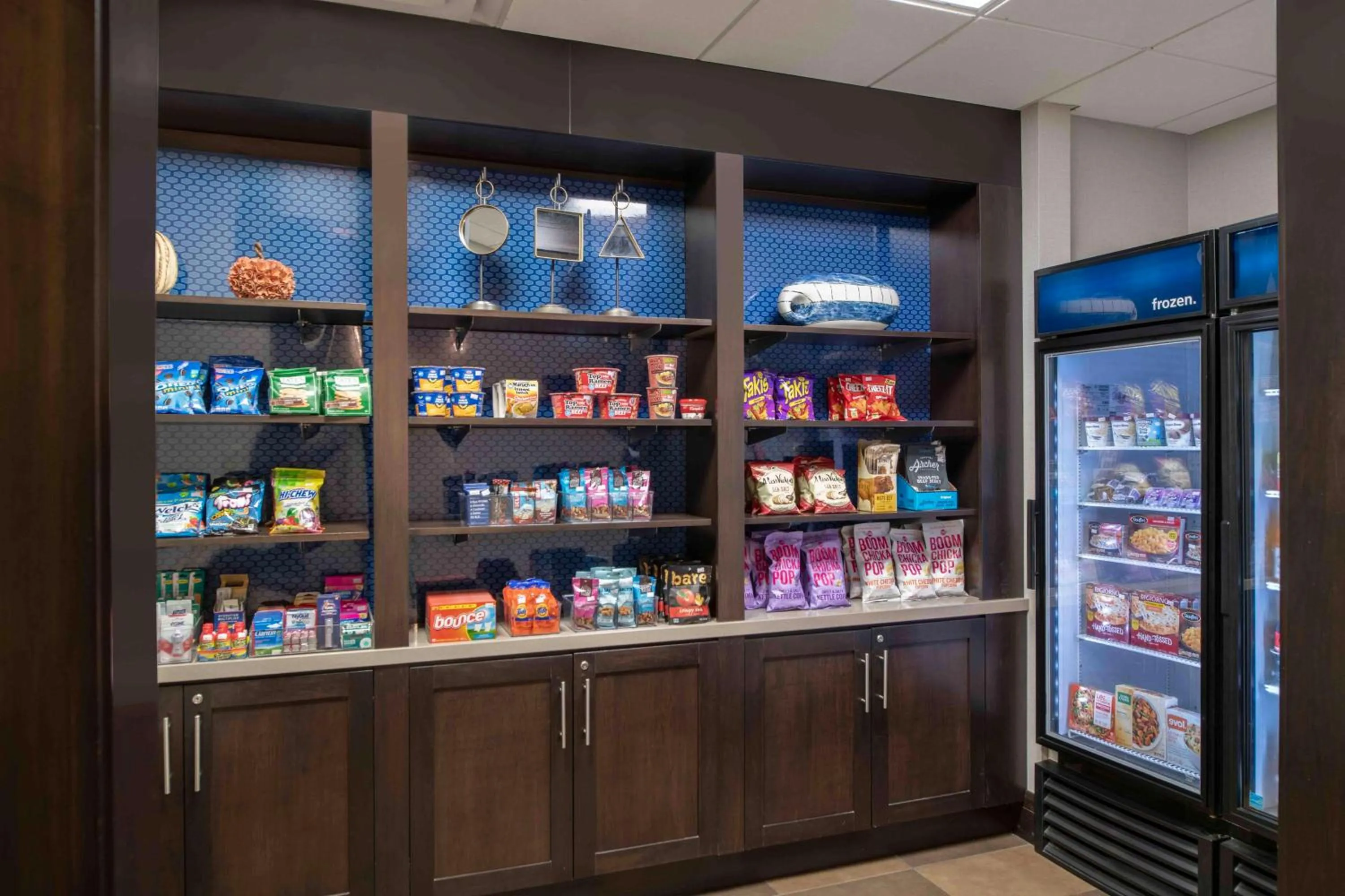 Restaurant/places to eat in Hampton Inn Lewiston-Auburn