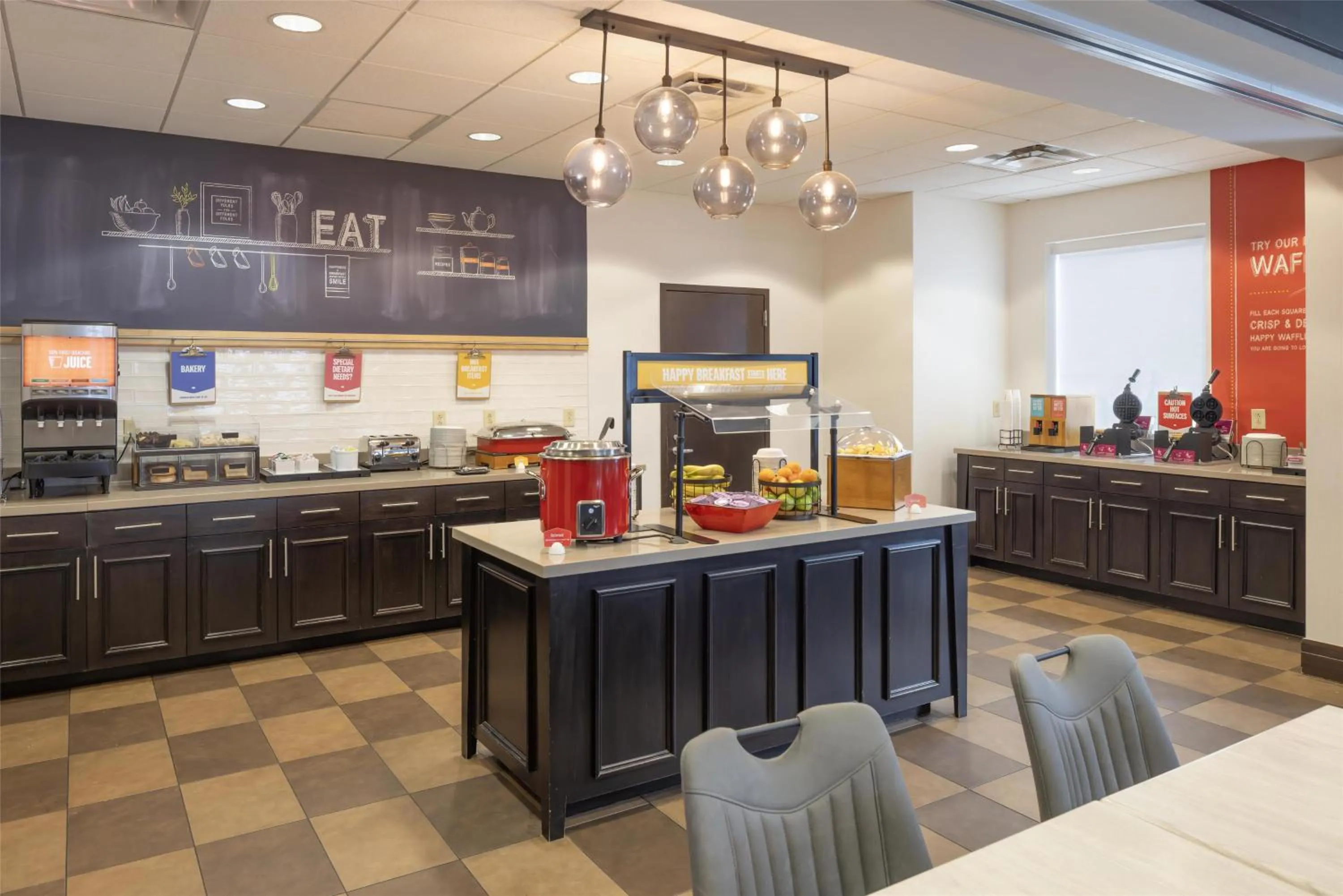 Breakfast in Hampton Inn Lewiston-Auburn