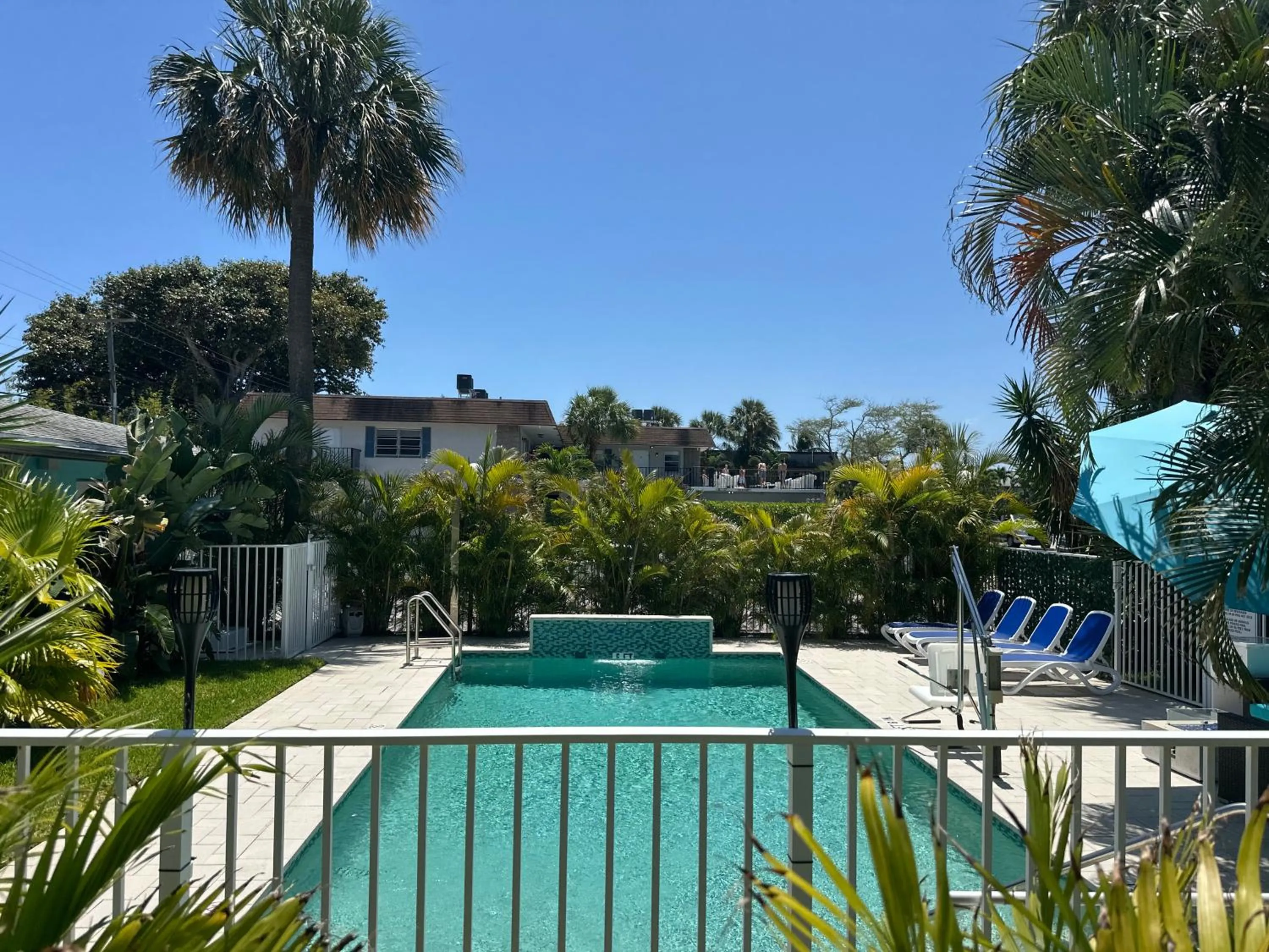 Pool view in White Horse Motel