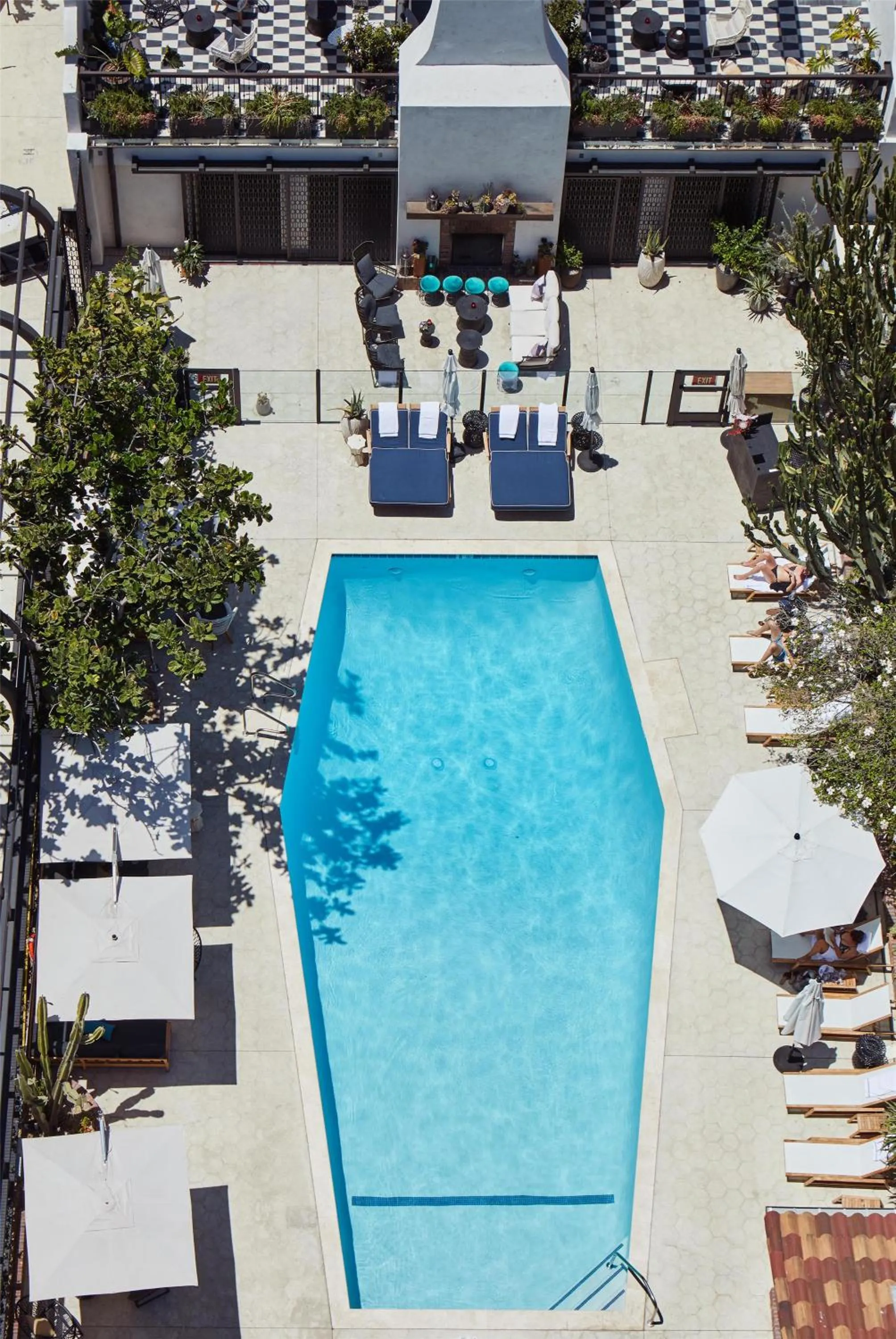 Swimming pool in Hotel Figueroa, Unbound Collection by Hyatt