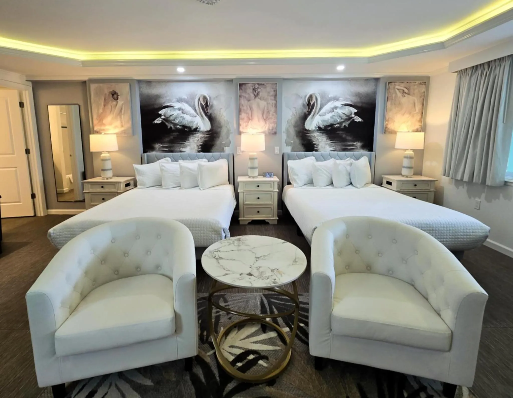 Seating area in Island House Resort Hotel