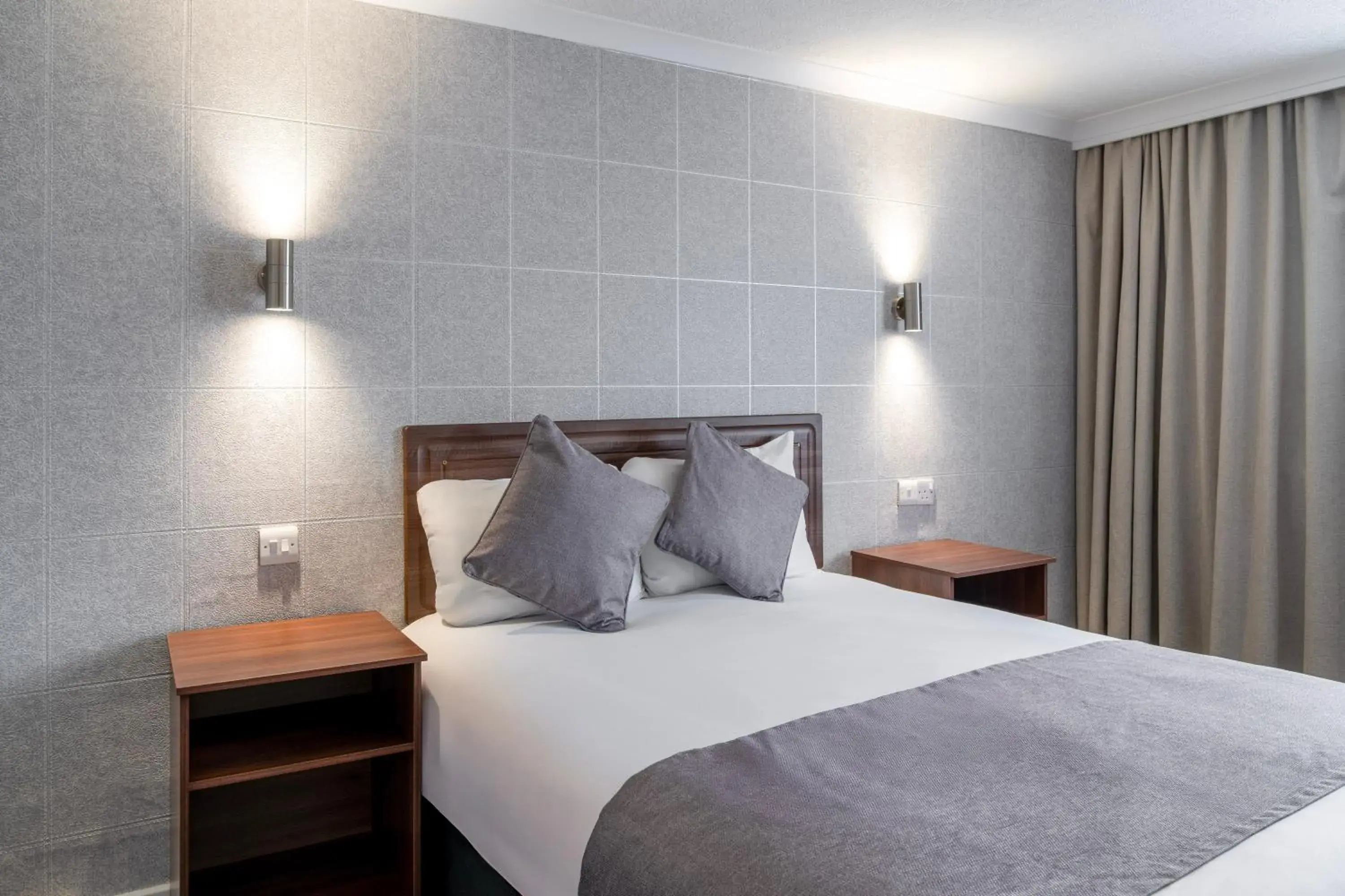 Double Room in Airport Hotel Manchester Double Room in Airport Hotel Manchester