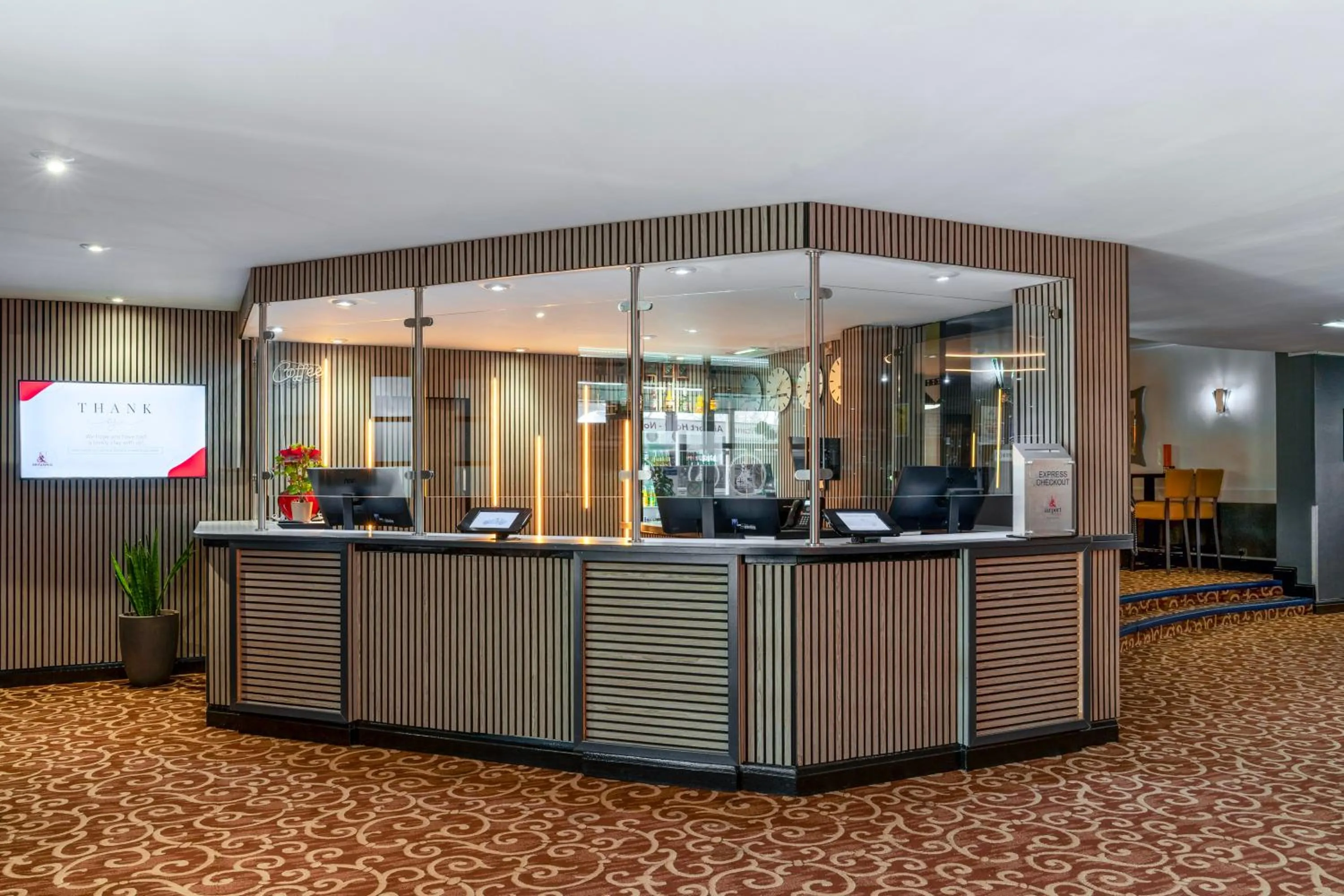 Lobby or reception in Airport Hotel Manchester