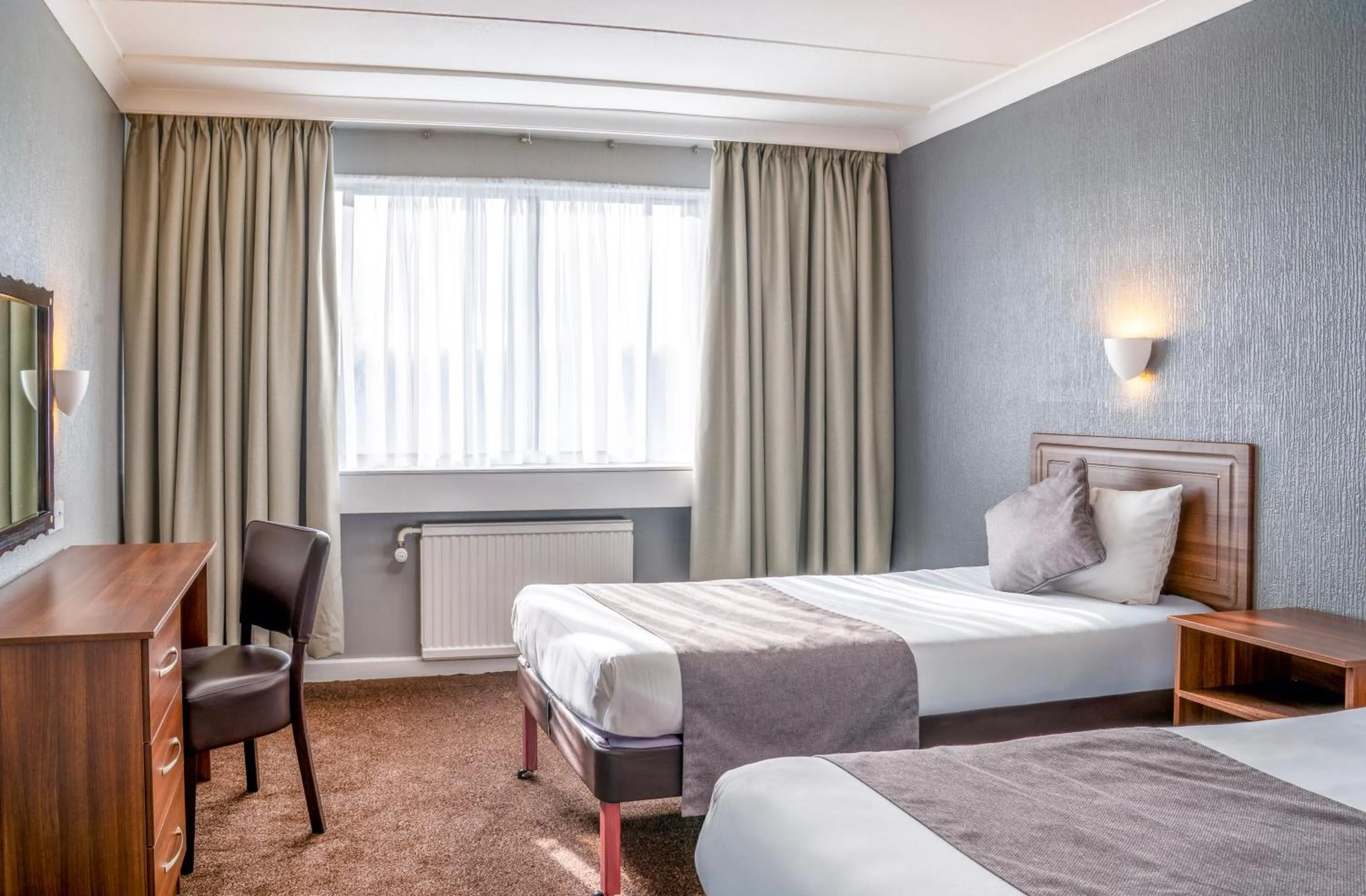 Bed in Airport Hotel Manchester