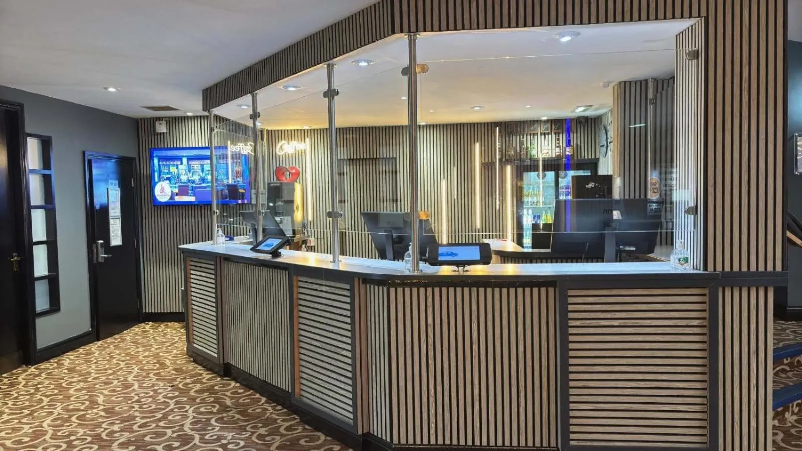 Lobby or reception in Airport Hotel Manchester