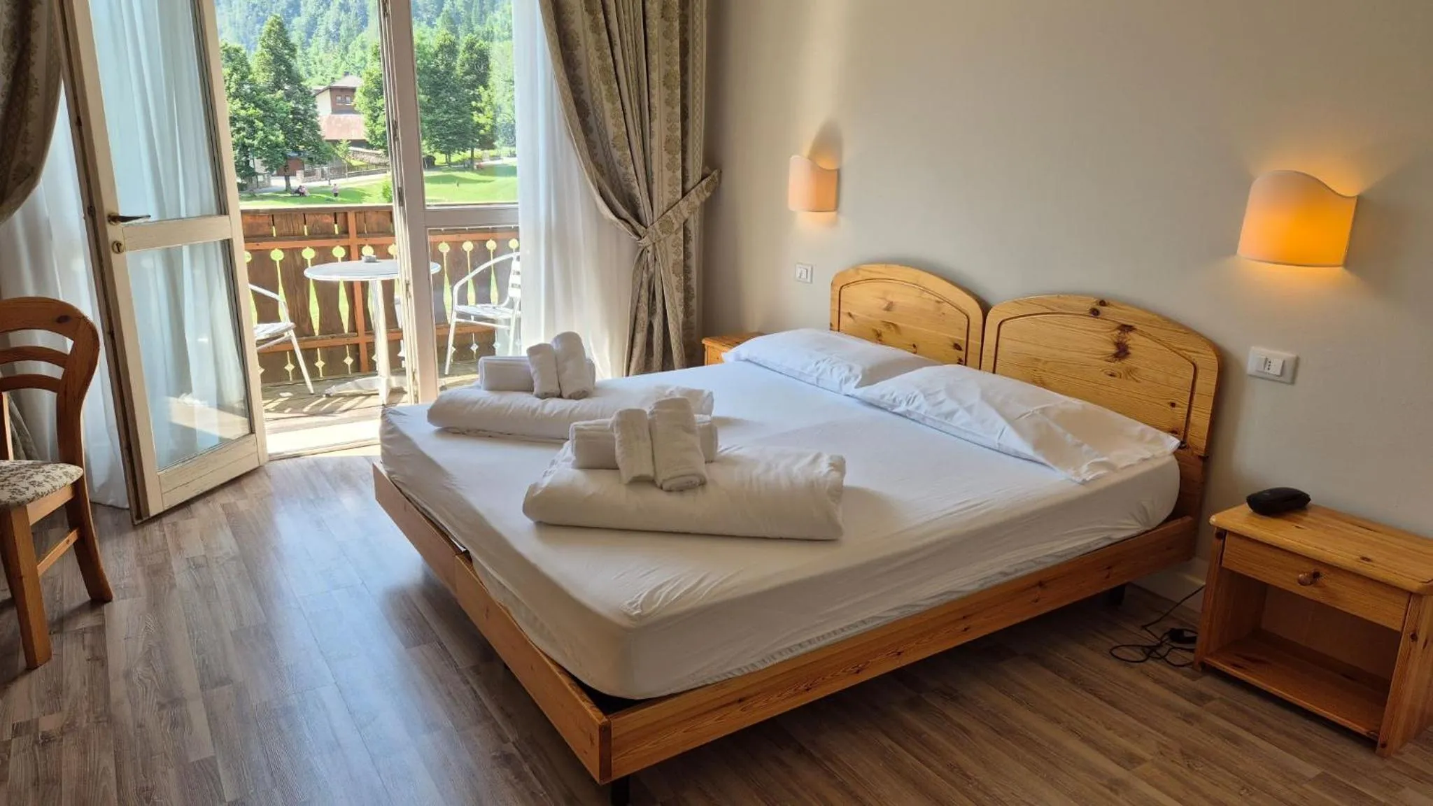 Bed in Hotel Saisera