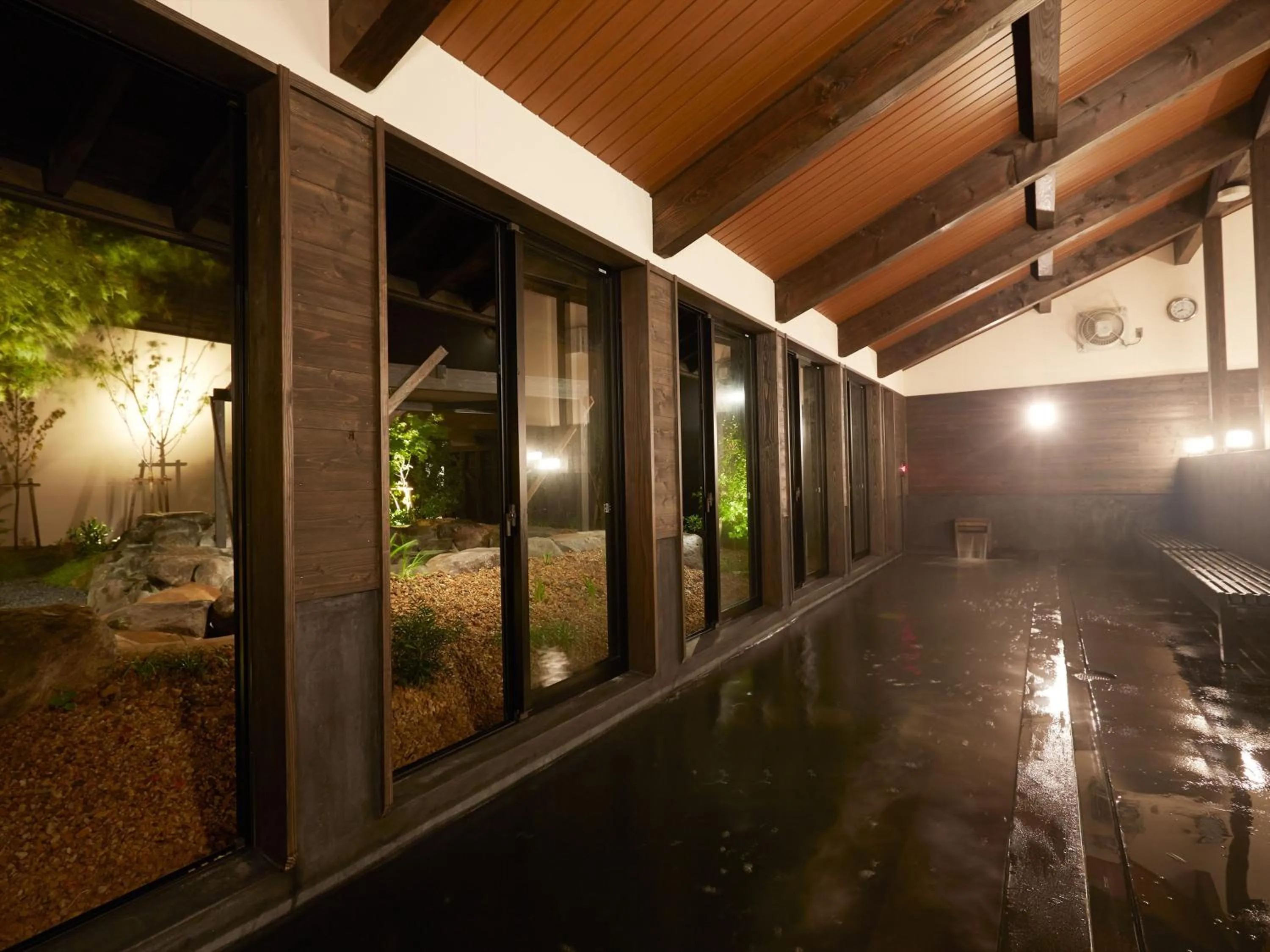 Hot Spring Bath in i + Land Nagasaki