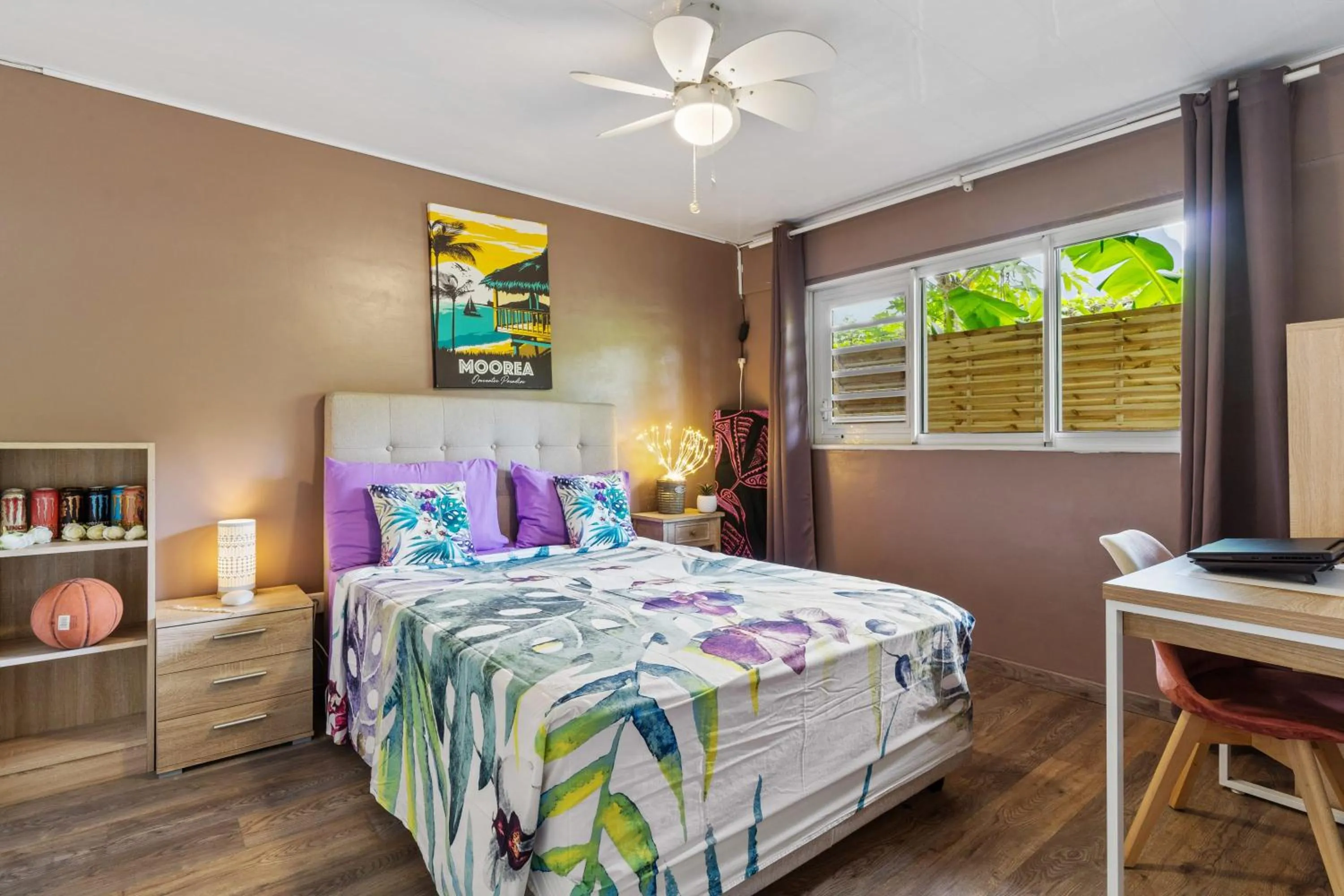 Bed in Fare Oaoa Haapiti