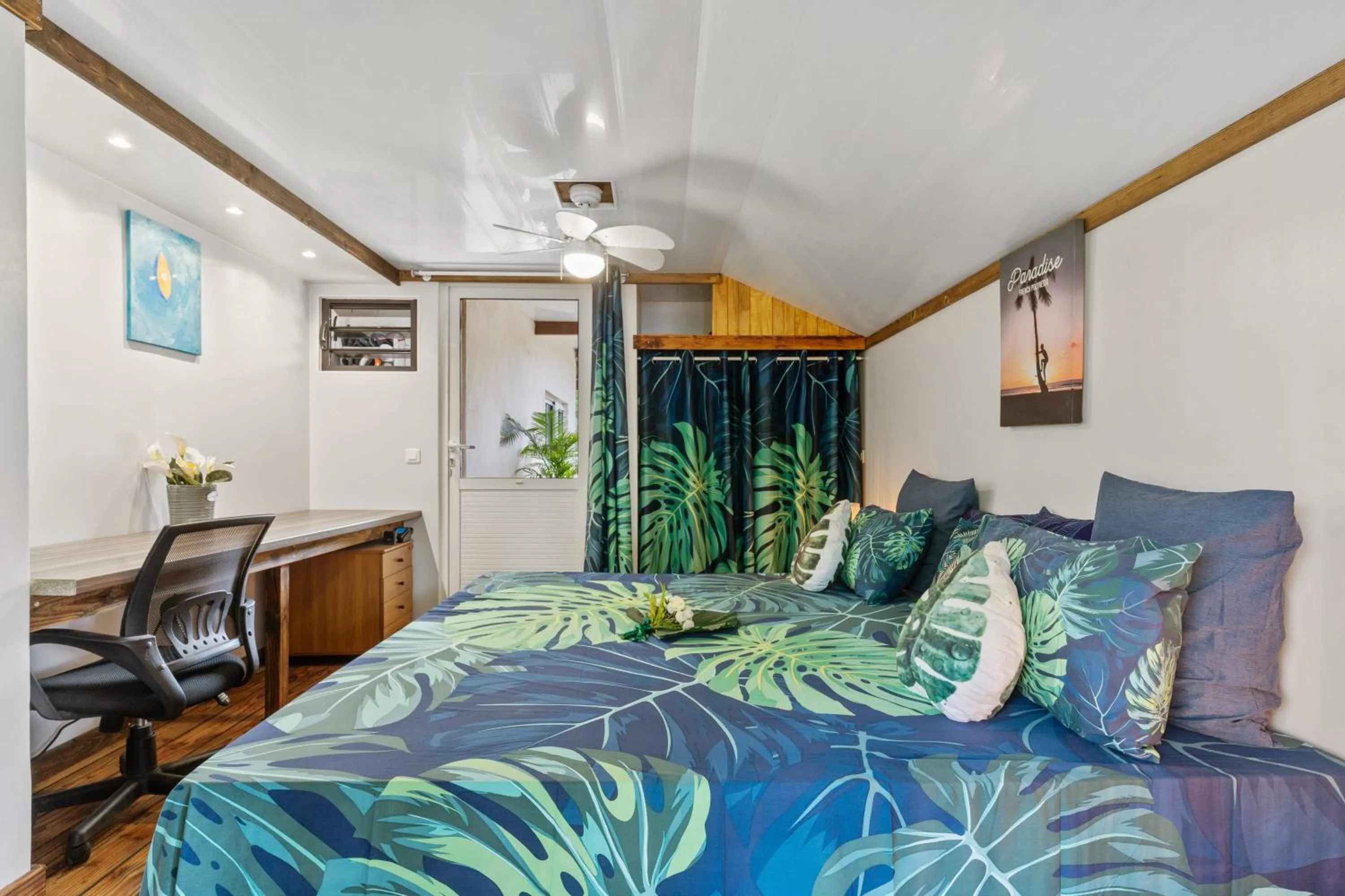 Bed in Fare Oaoa Haapiti