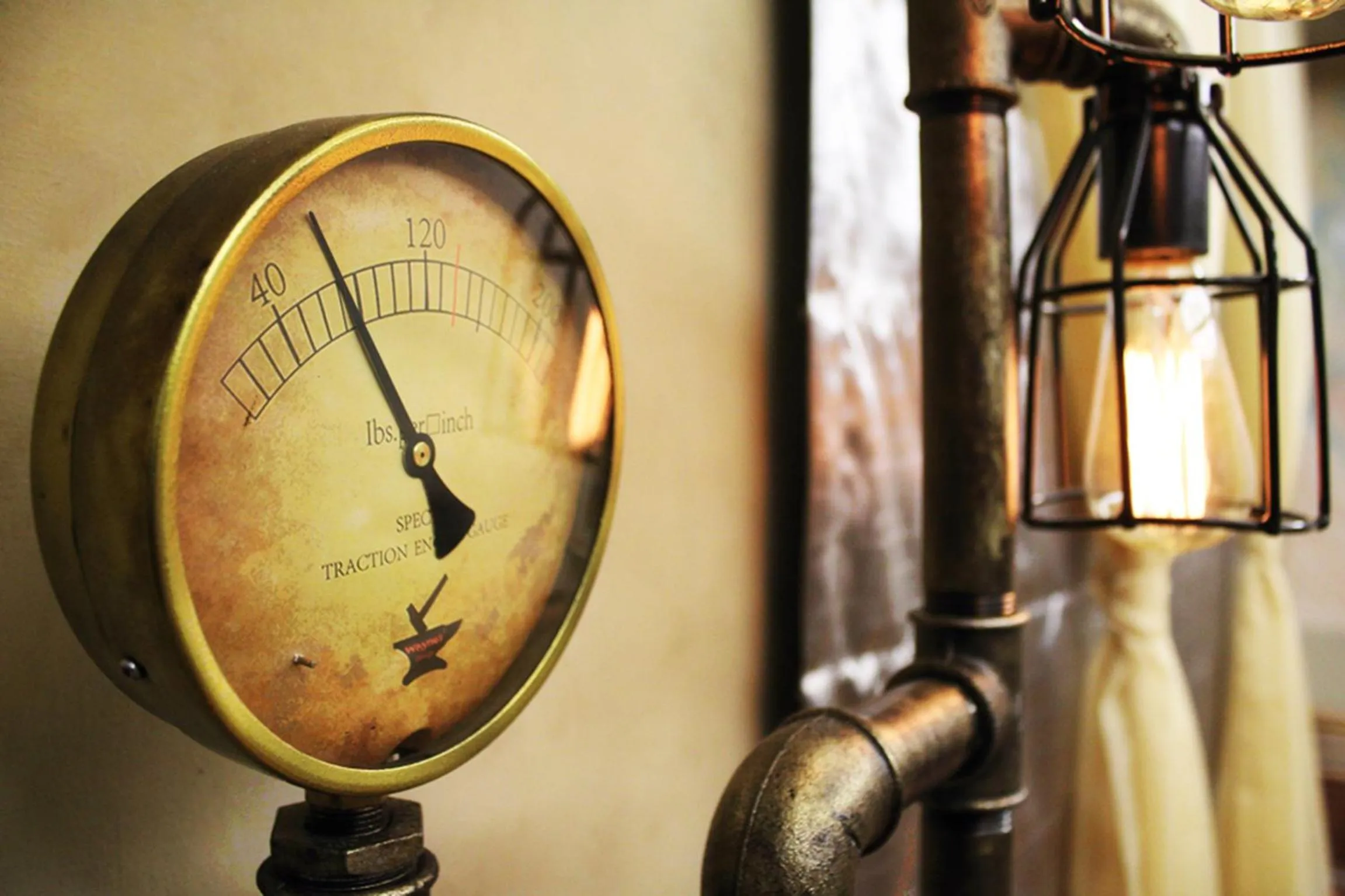 Decorative detail in 3D Sunflower Embossed B&B