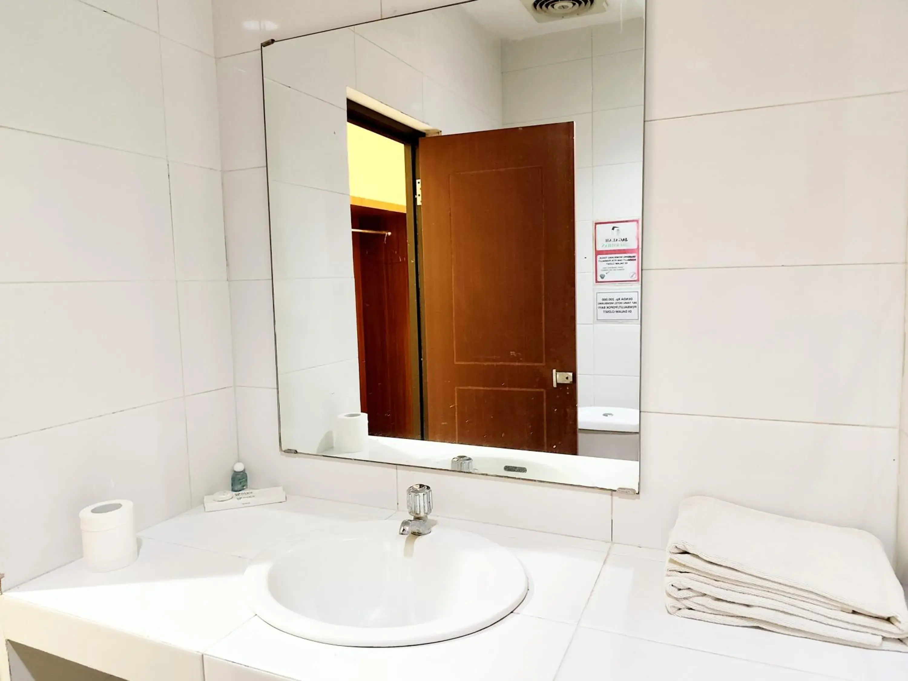 Superior Double Room in Grace Setia Hotel Superior Double Room in Grace Setia Hotel