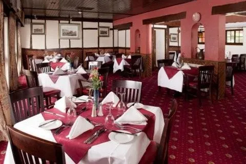 Restaurant/places to eat in Roebuck Inn