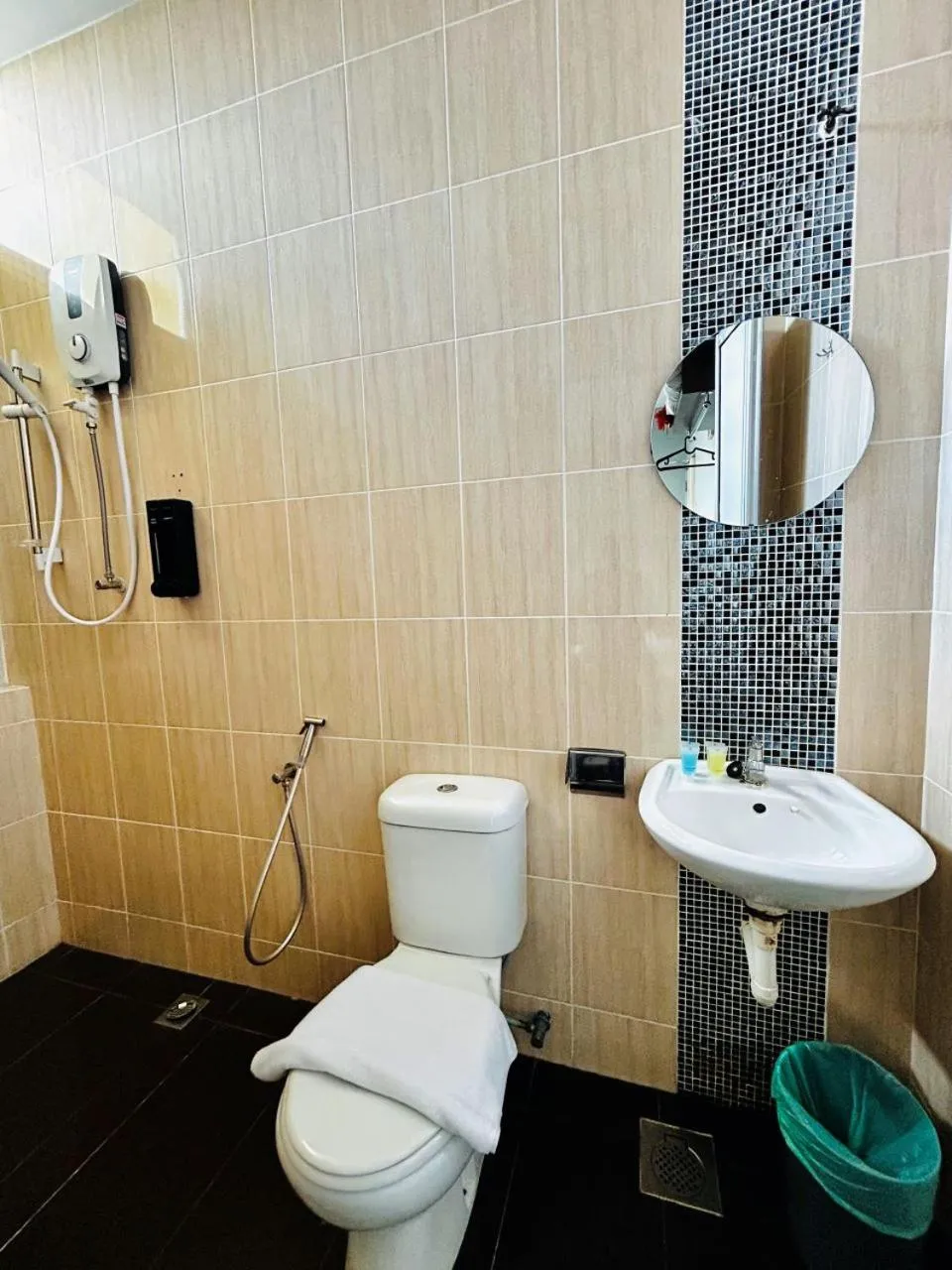 Bathroom in DS Hotel