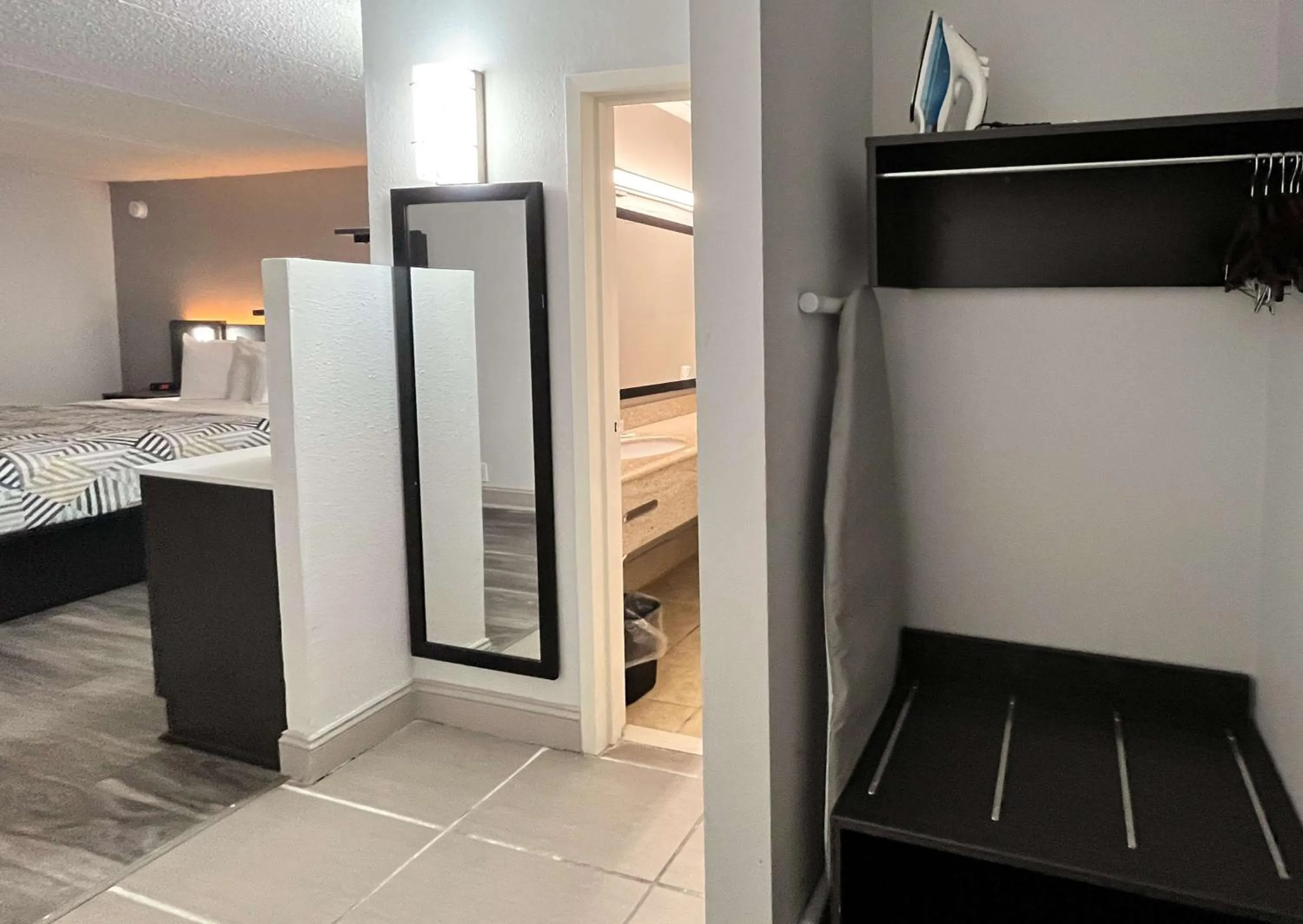 Bedroom, Bed in Studio 6 Rock Hill, SC Cherry Road