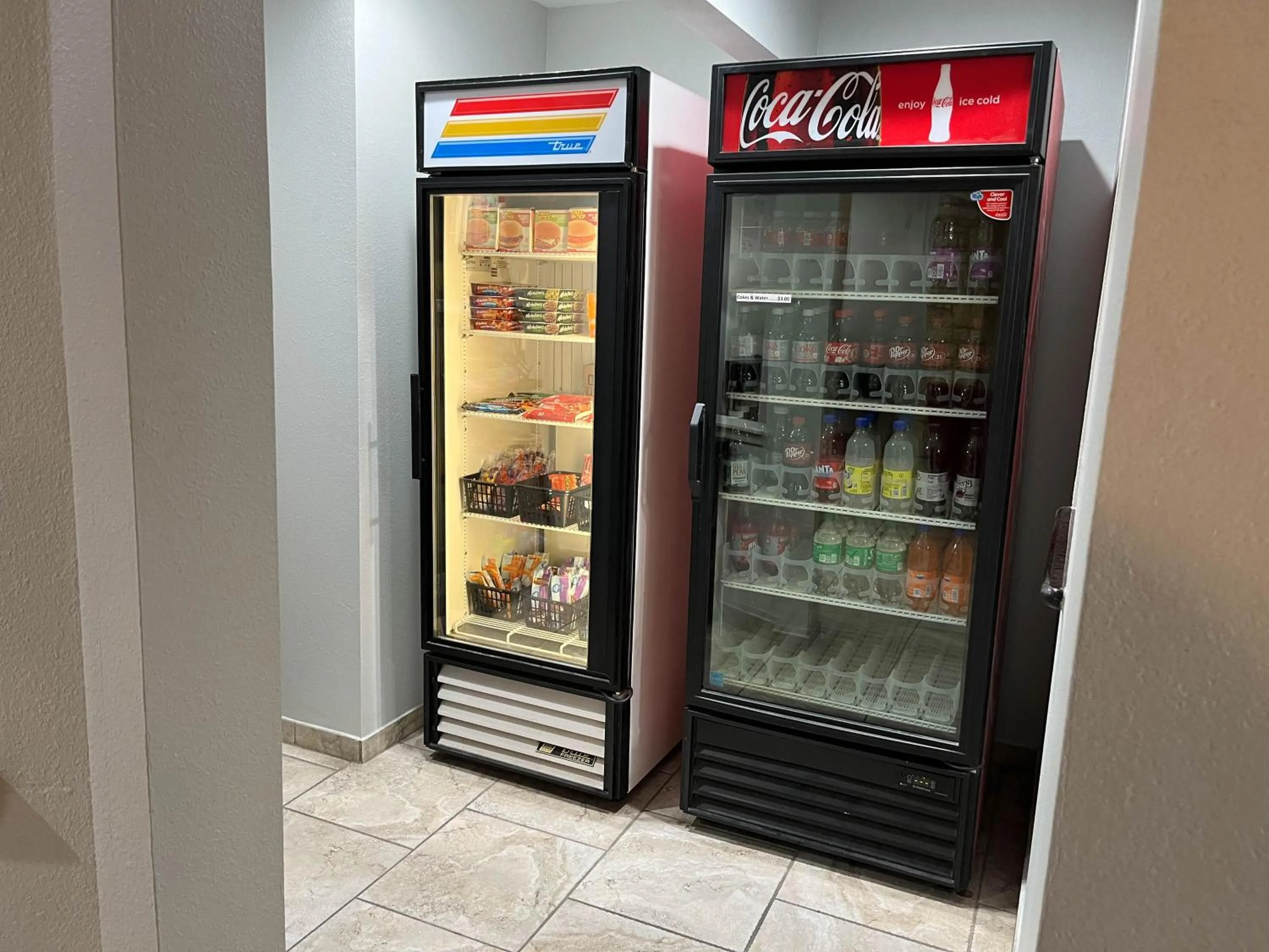 vending machine in Motel 6 Junction, TX Llano River