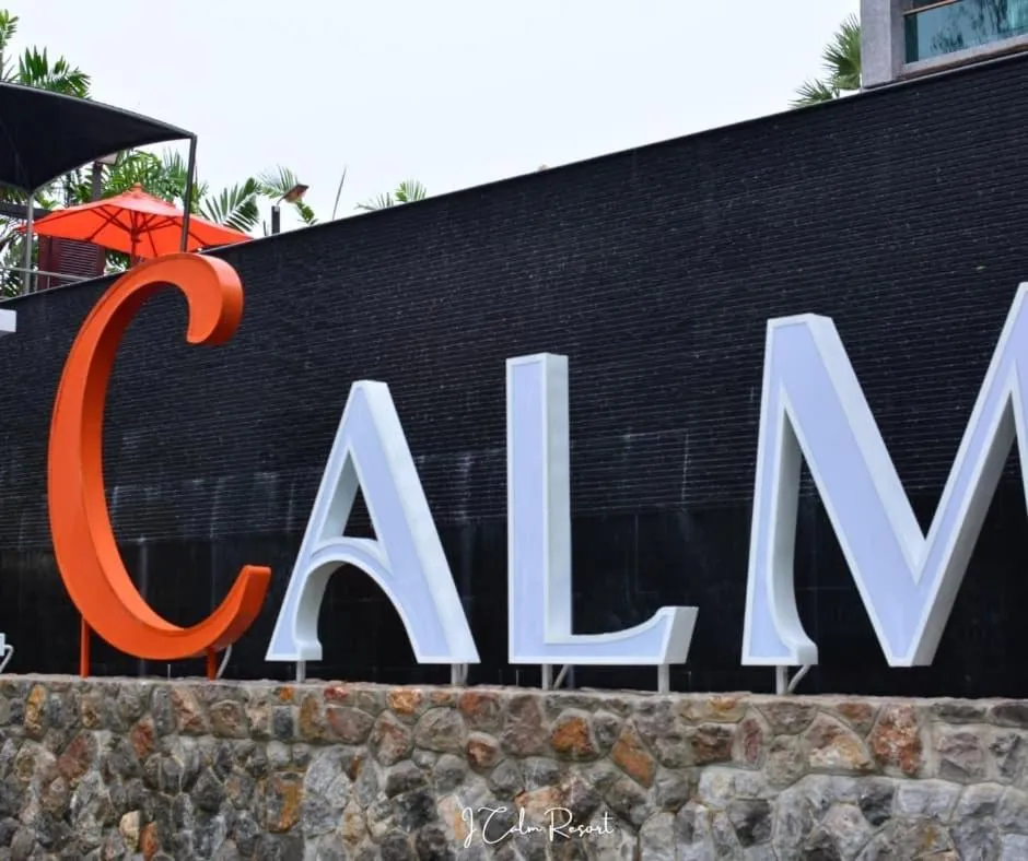 Facade/entrance in I Calm Resort Cha Am