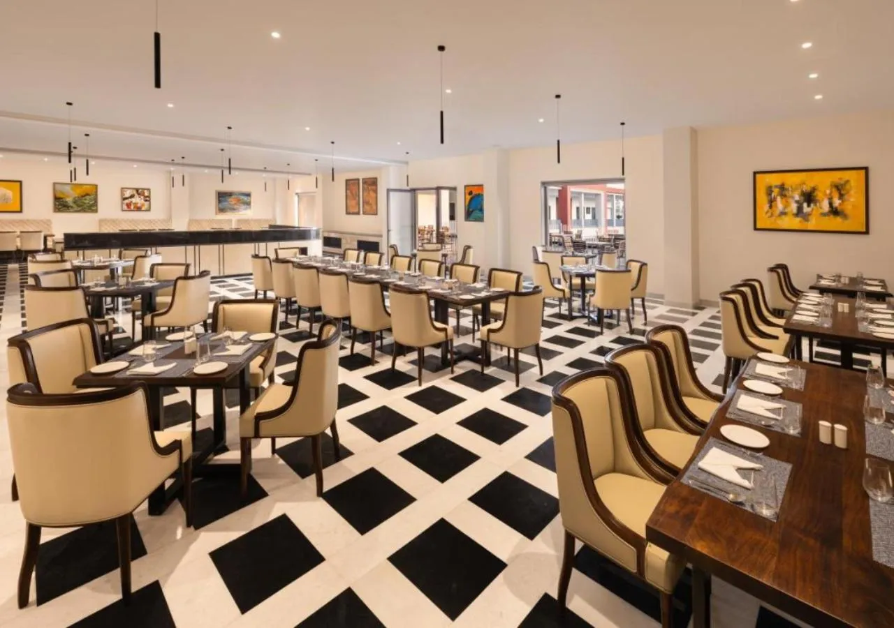 Restaurant/places to eat in Bookmark Resorts, Jogi Mahal, Ranthambore