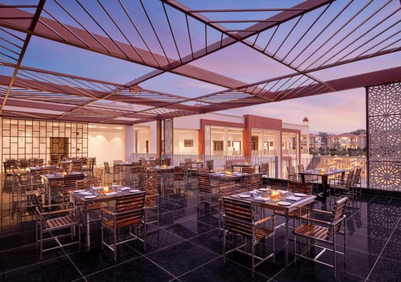 Restaurant/places to eat in Bookmark Resorts, Jogi Mahal, Ranthambore