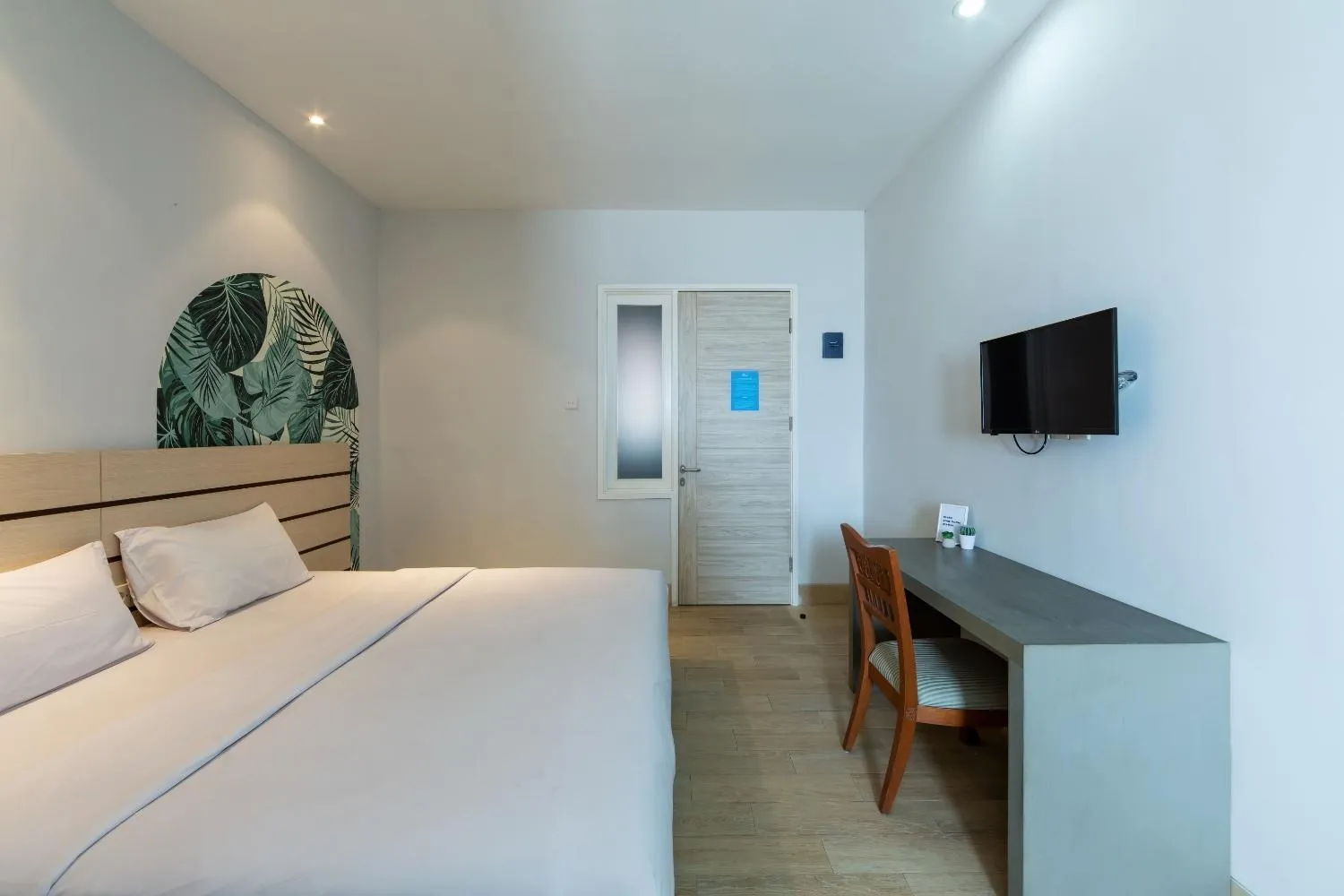 Photo of the whole room, Bed in Cove Matahari Senja