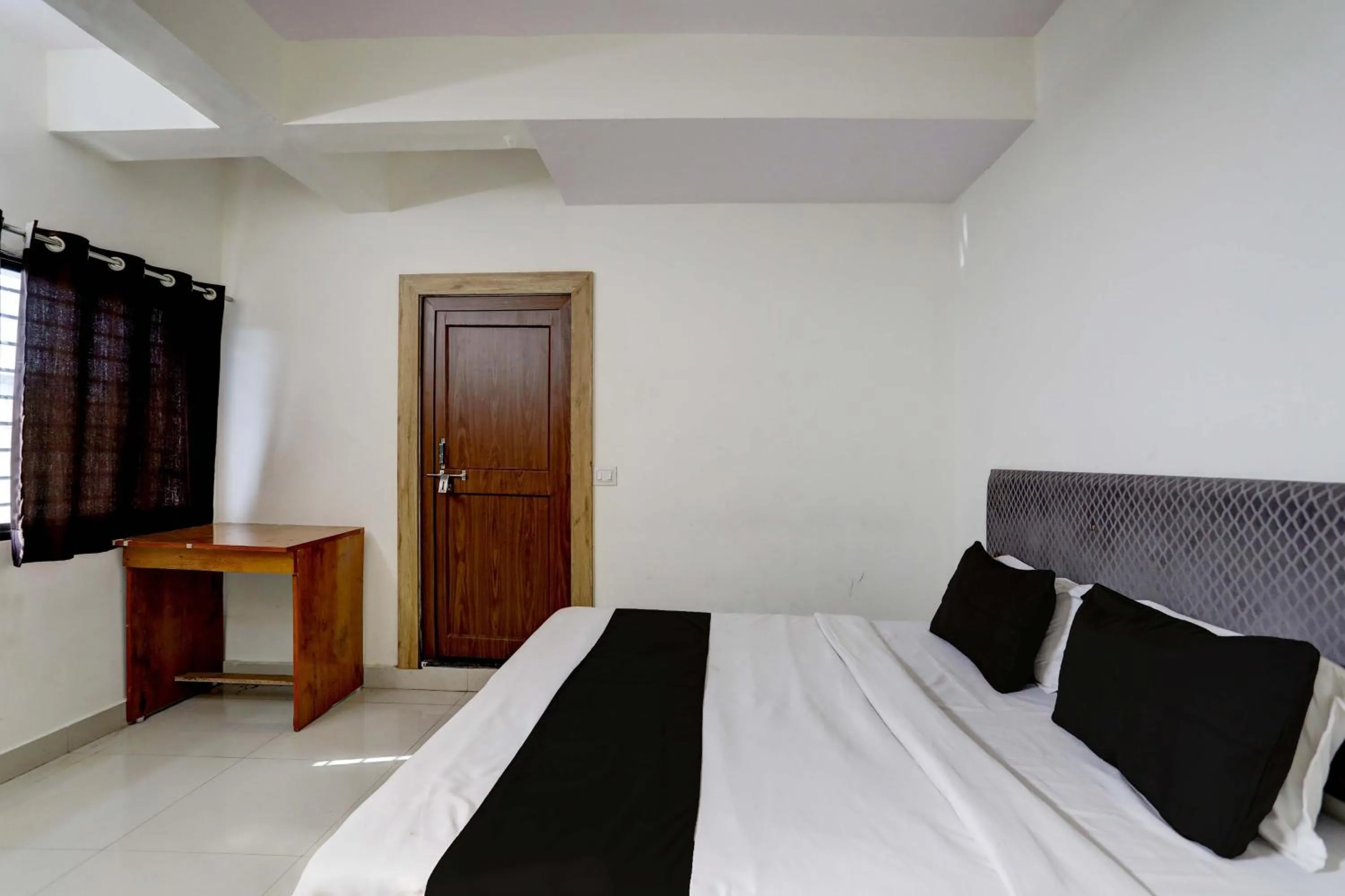Bedroom, Bed in Hotel O SK Residency